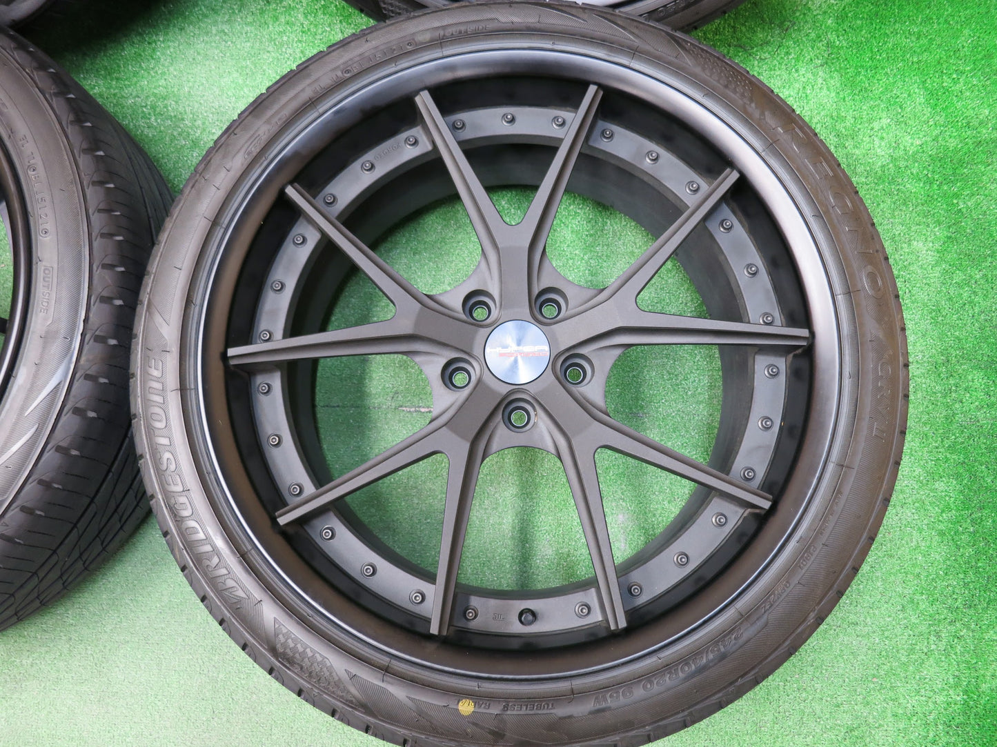 [送料無料]超バリ溝！21年！キレイ！ほぼ10分★245/40R20 HYPER FORGED HF-LC5 ブリヂストン レグノ GRV2 GRVⅡ ハイパーフォージド PCD114.3/5H★2113008ヒノ