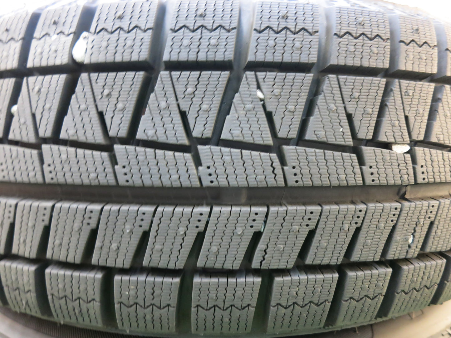 [送料無料]バリ溝！21年！綺麗！ほぼ10分★スタッドレス 185/65R15 ブリヂストン アイスパートナー2 ENERGYLINE エナジーライン 15インチ PCD100/4H★2121306ヒス