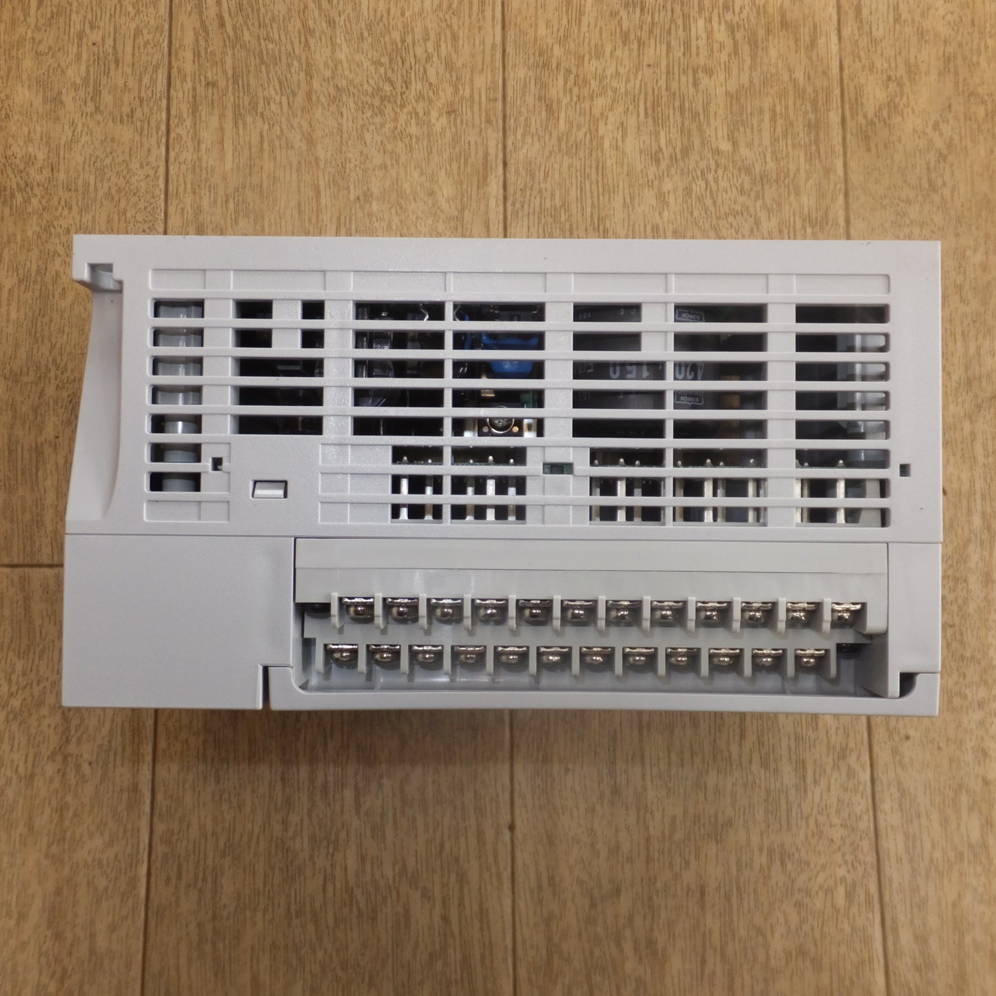 [送料無料]未使用★三菱 MITSUBISHI MELSEC iQ-F 電源内蔵入出力ユニット FX5-32ER/ES★