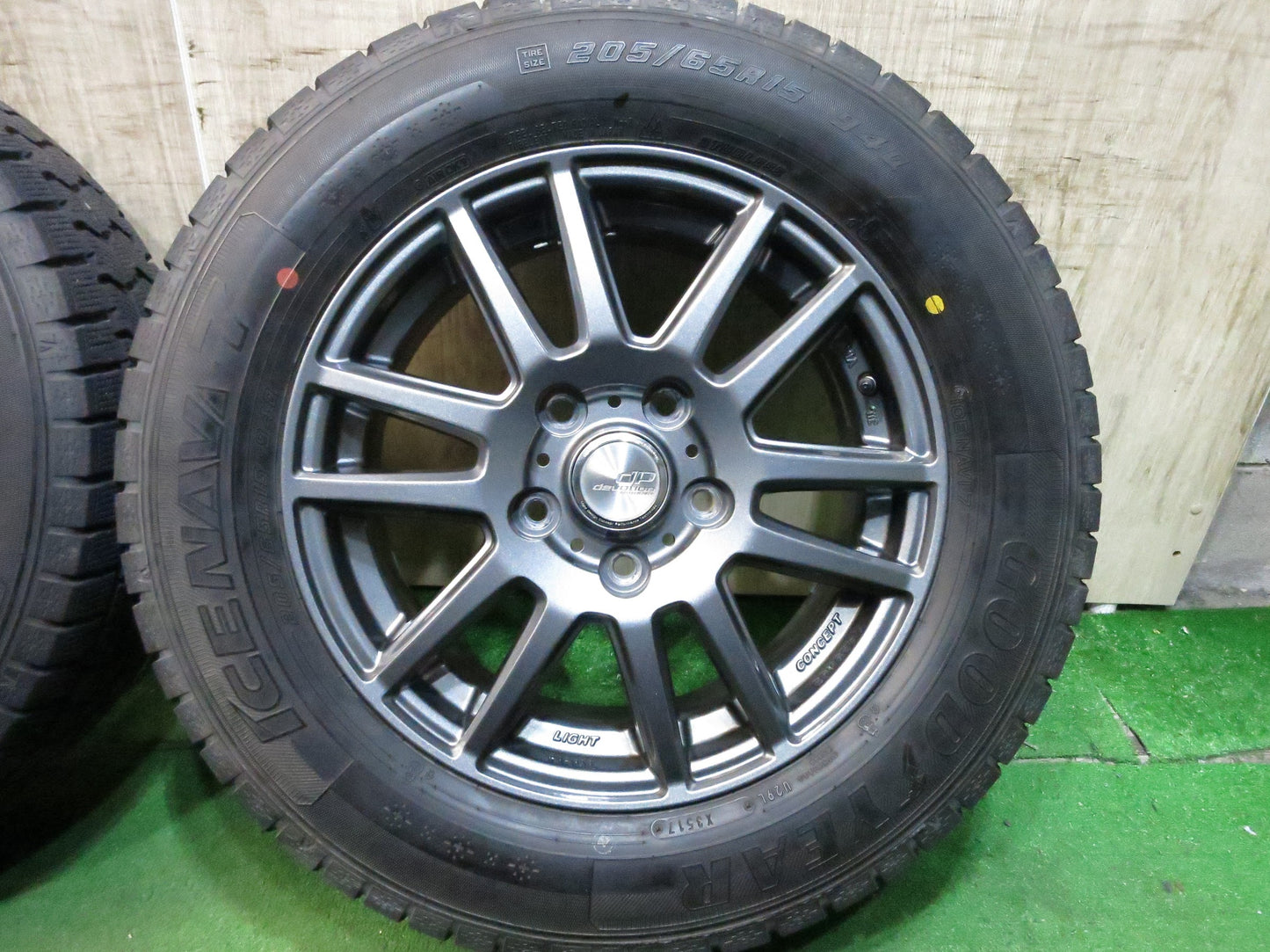[送料無料]バリ溝！キレイ！9分★スタッドレス 205/65R15 dP devotion 共豊 グッドイヤー アイスナビ7 デボーション 15インチ PCD114.3/5H★3021510Hス