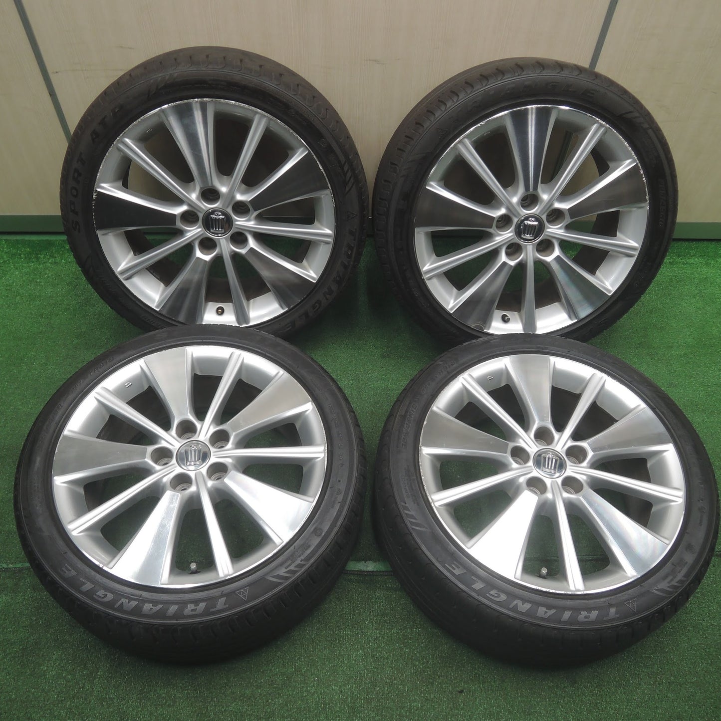 [送料無料]バリ溝！8.5分★トヨタ 200系 クラウン ハイブリッド 純正 225/45R18 トライアングル スポーツ ATP 18インチ PCD114.3/5H★3102404SYノ