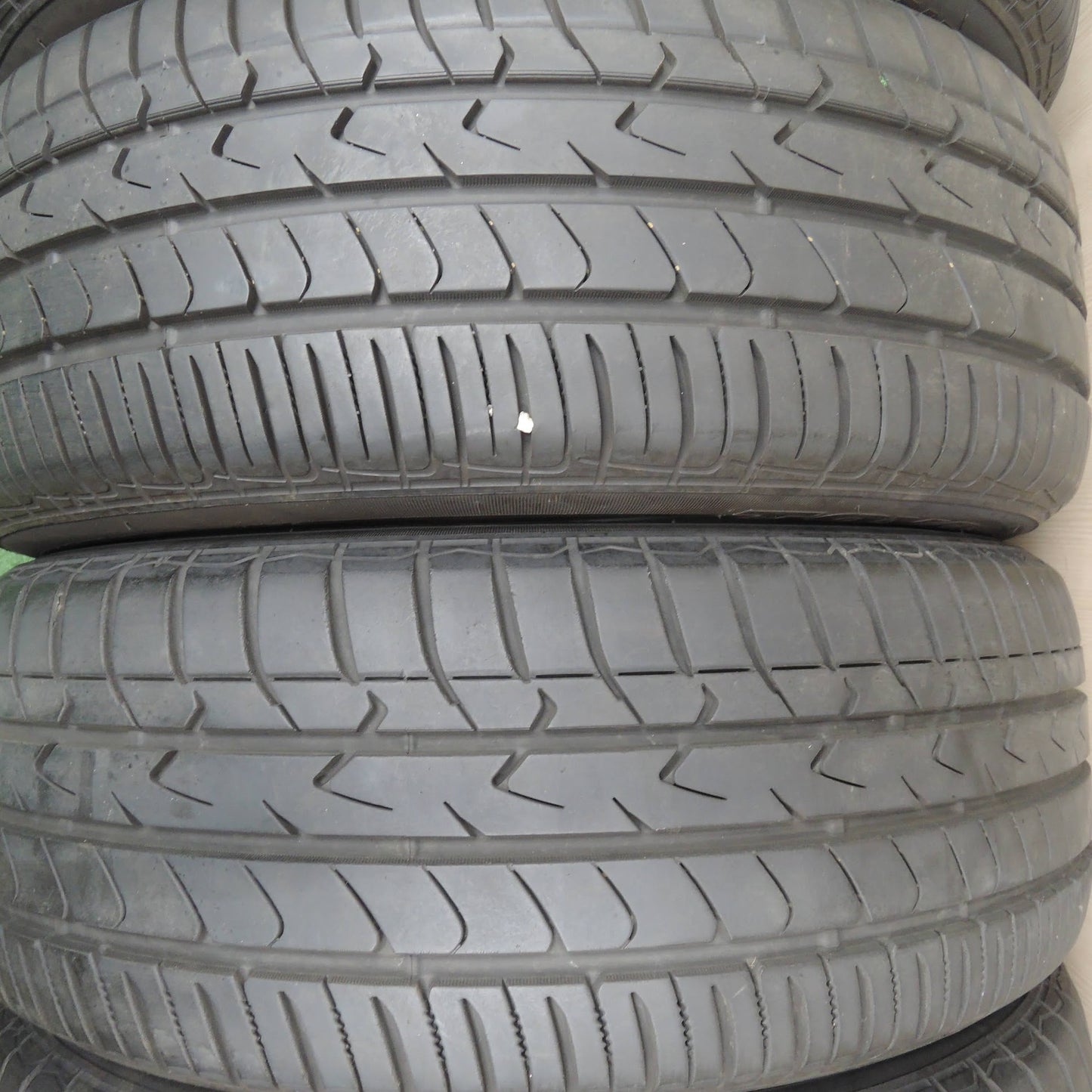 [送料無料]バリ溝！キレイ！9.5分★日産 ジューク 純正 215/55R17 トーヨー トランパス MPZ 17インチ PCD114.3/5H★3110204TNノ