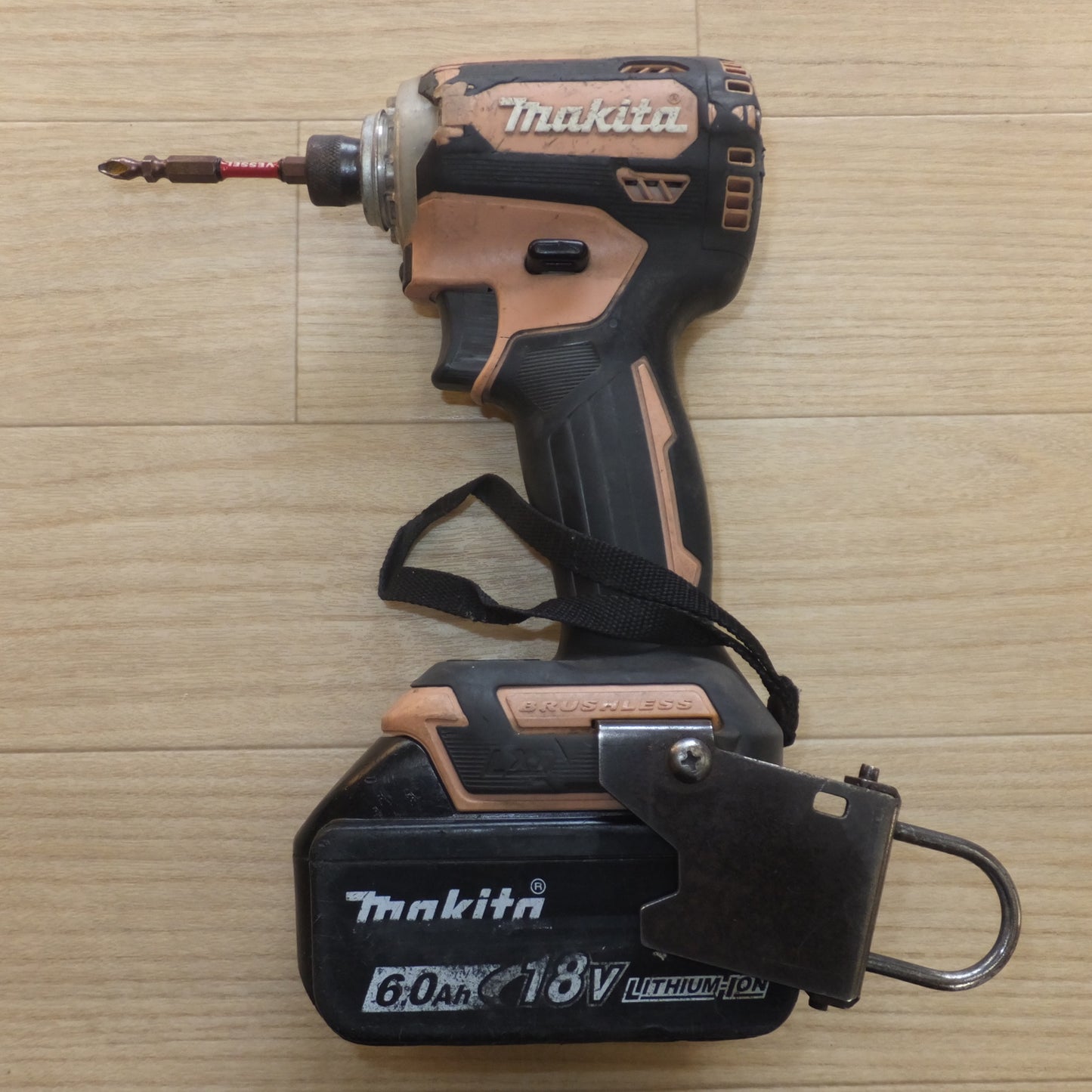 [送料無料] ★マキタ makita 充電式インパクトドライバ TD171DGXFC 限定色 フレッシュカッパー★