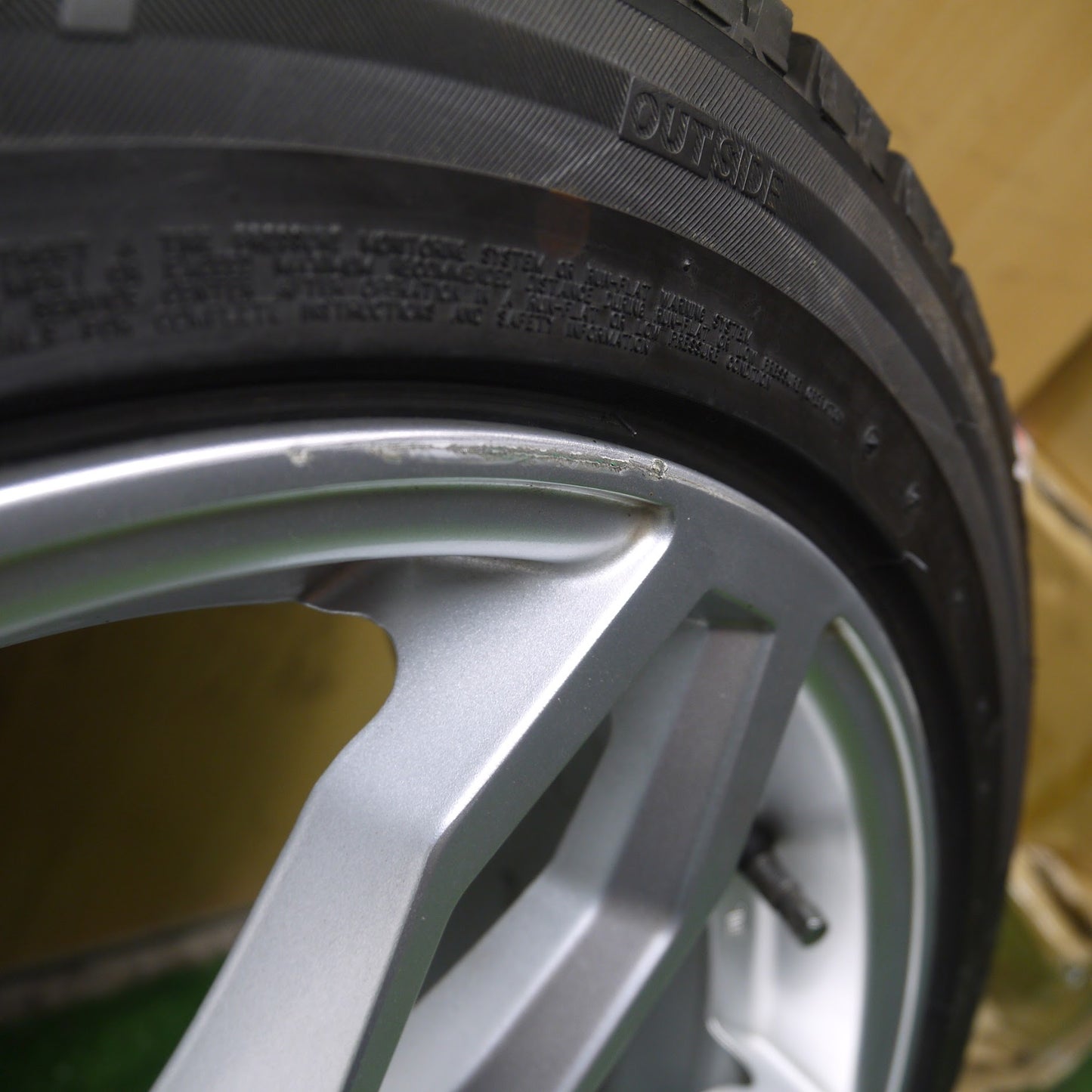 [送料無料]4本価格★BMW アウディ 等 AGA 245/45R18 スタッドレス TAS ブリヂストン ブリザック RFT 18インチ PCD112/5H★3070311Hス