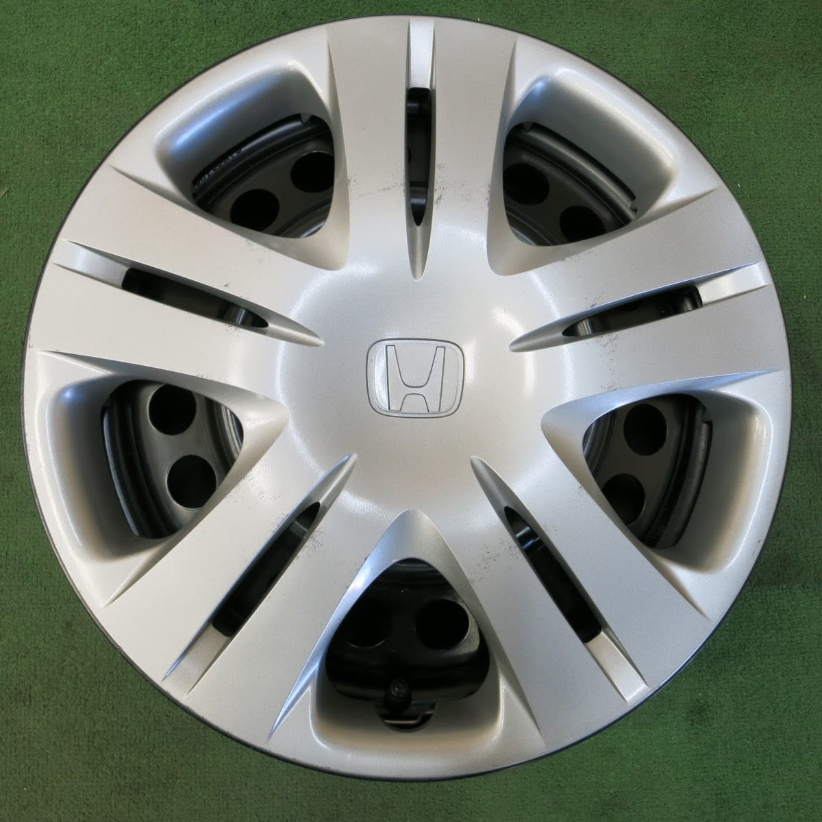 [送料無料]4本価格★ホンダ GE8 フィット 純正 スチール ホイール 15インチ 15×5.5J PCD100/4H★3101107イホ
