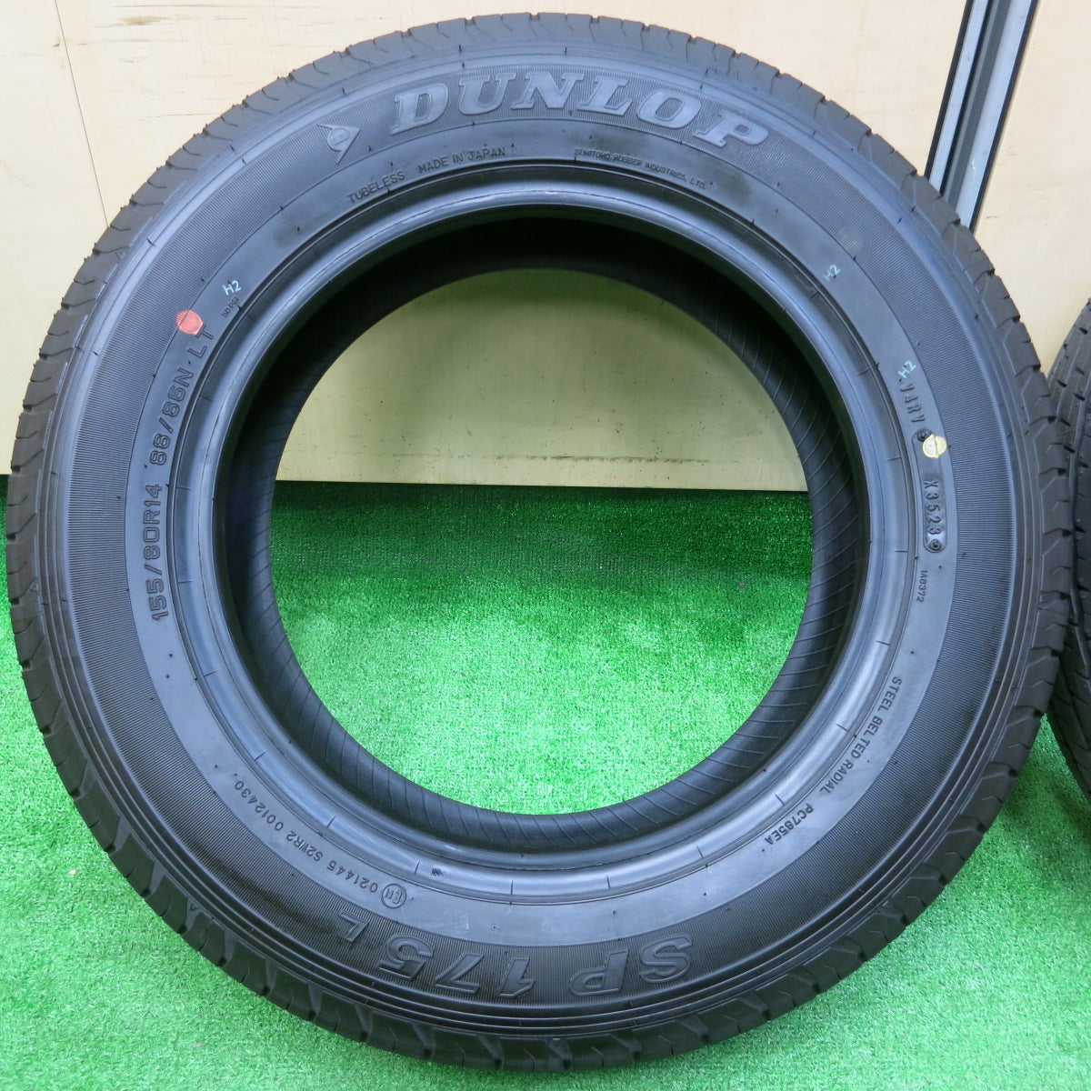 *送料無料*新車外し！23年★155/80R14 88/86N ダンロップ SP175L 14インチ タイヤ サクシード プロボックス 等★3112509イノタ
