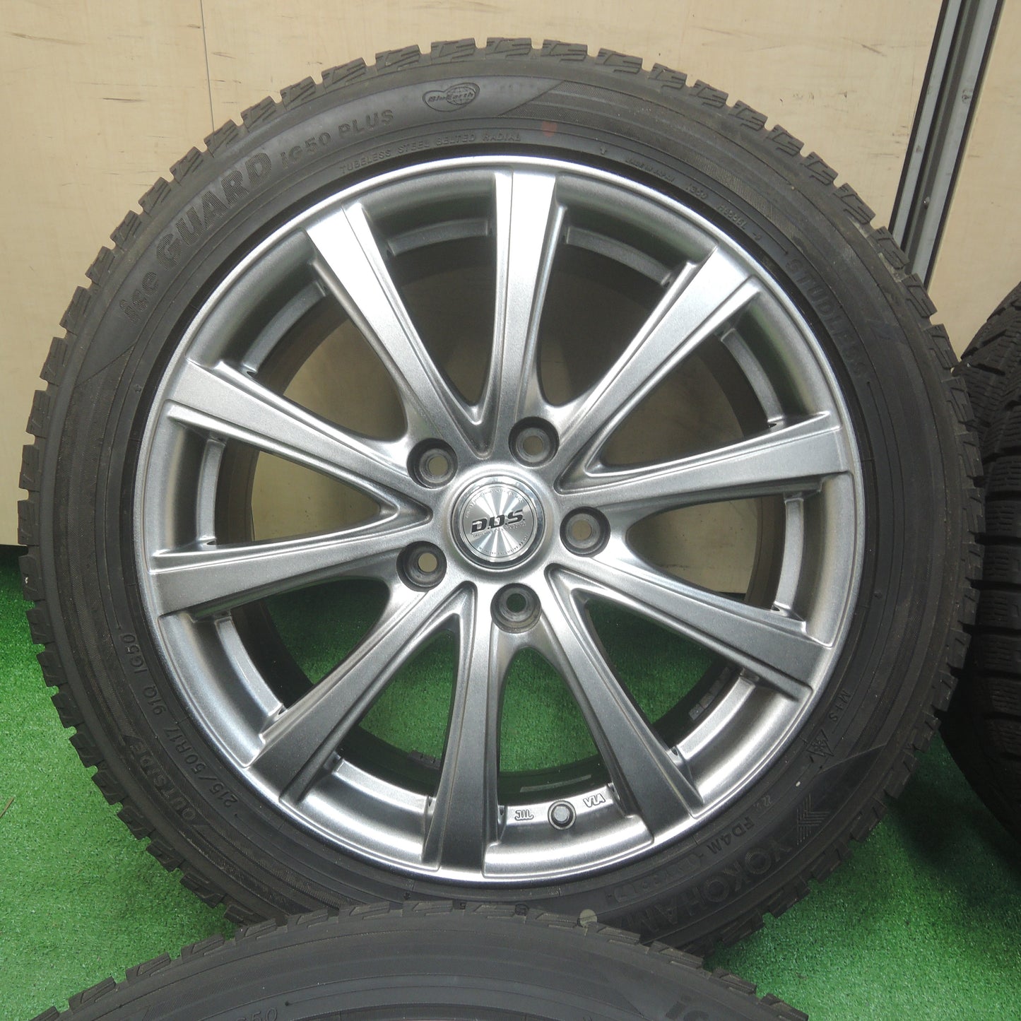 *送料無料*バリ溝！キレイ！9.5分★スタッドレス 215/50R17 ヨコハマ アイスガード iG50 プラス D.O.S. DOS 17インチ PCD114.3/5H★3120806SYス