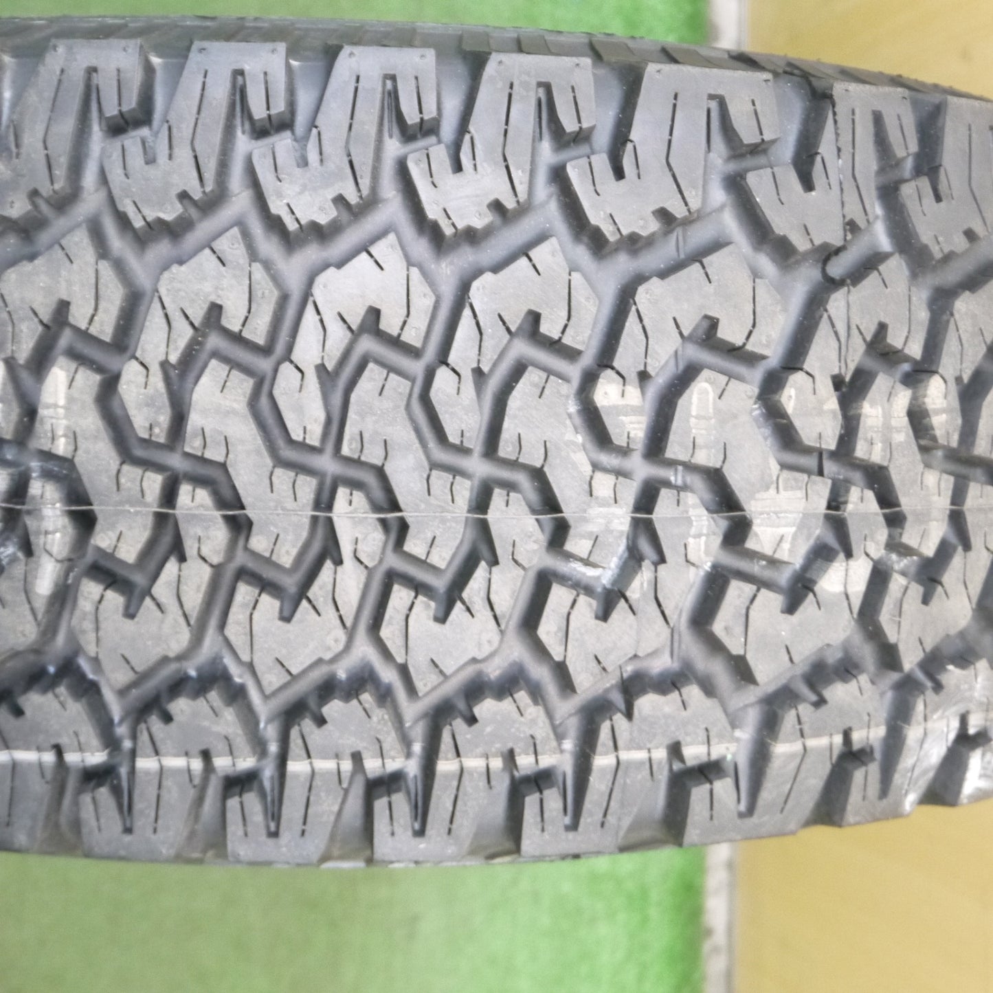 *送料無料* 新車外し★ハマー H2 純正 315/70R17 121/118R BFグッドリッチ All-Terrain T/A KO 17インチ PCD165.1/8H★4022601クノ