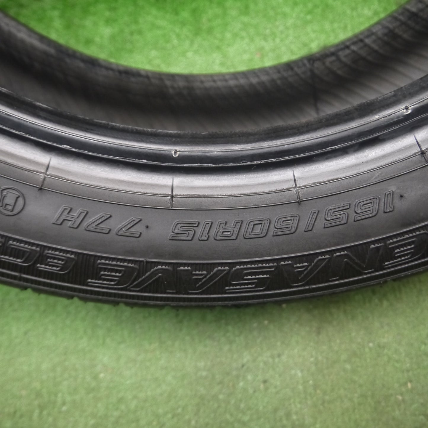 *送料無料*バリ溝！23年！ほぼ10分★165/60R15 ダンロップ エナセーブ EC300+ タイヤ 15インチ ハスラー ワゴンR ソリオ キャスト等★3121909Hノタ
