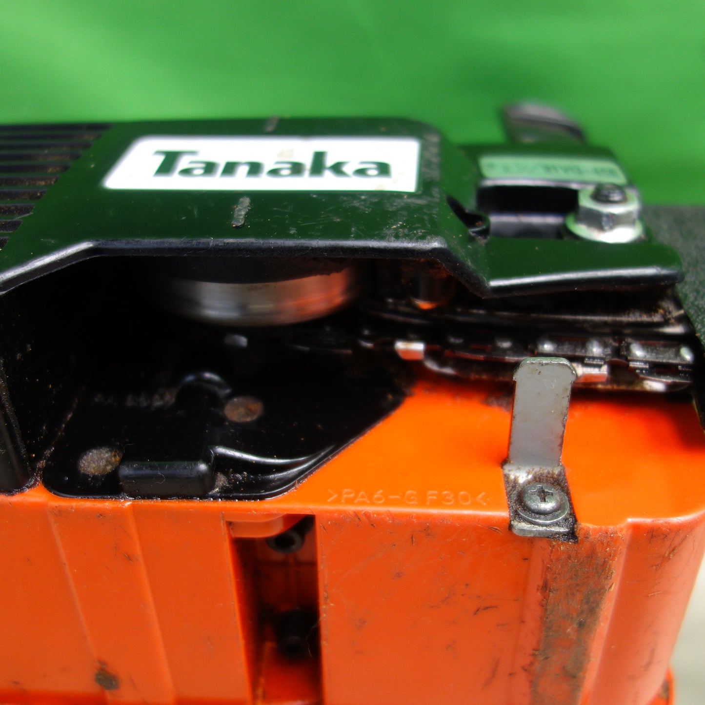 [送料無料] ☆Tanaka タナカ エンジン チェーンソー ECS-3309 切断機 木工☆