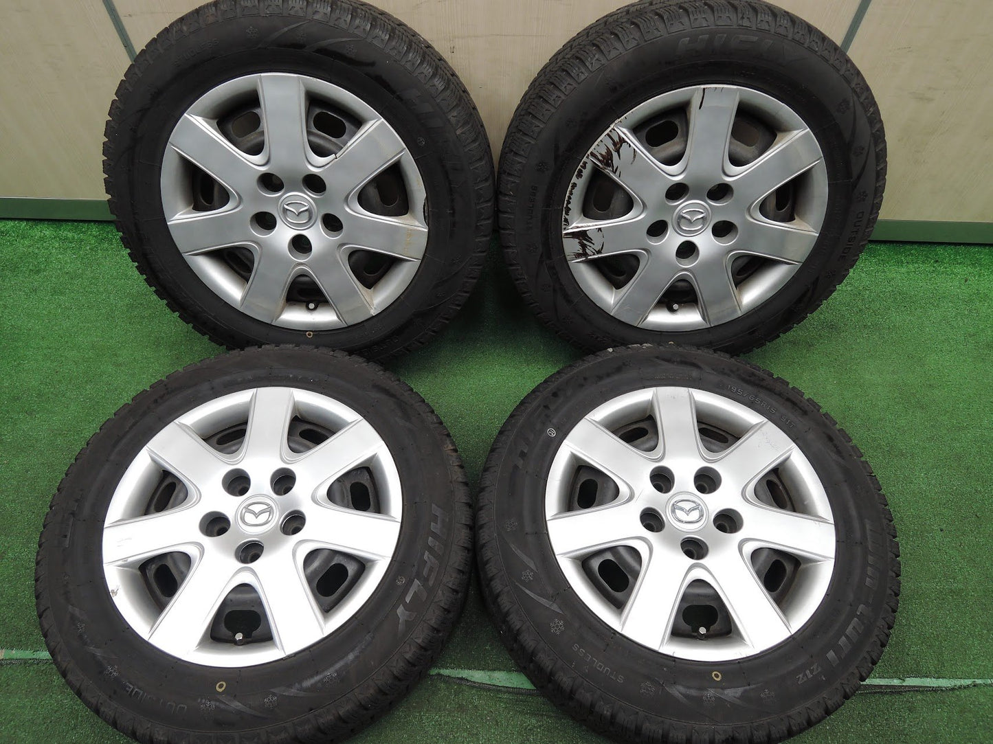 [送料無料]バリ溝！20年！9.5分★マツダ アクセラ 純正 スチール 195/65R15 スタッドレス ハイフライWin-turi212 PCD114.3/5H★3112514HAス
