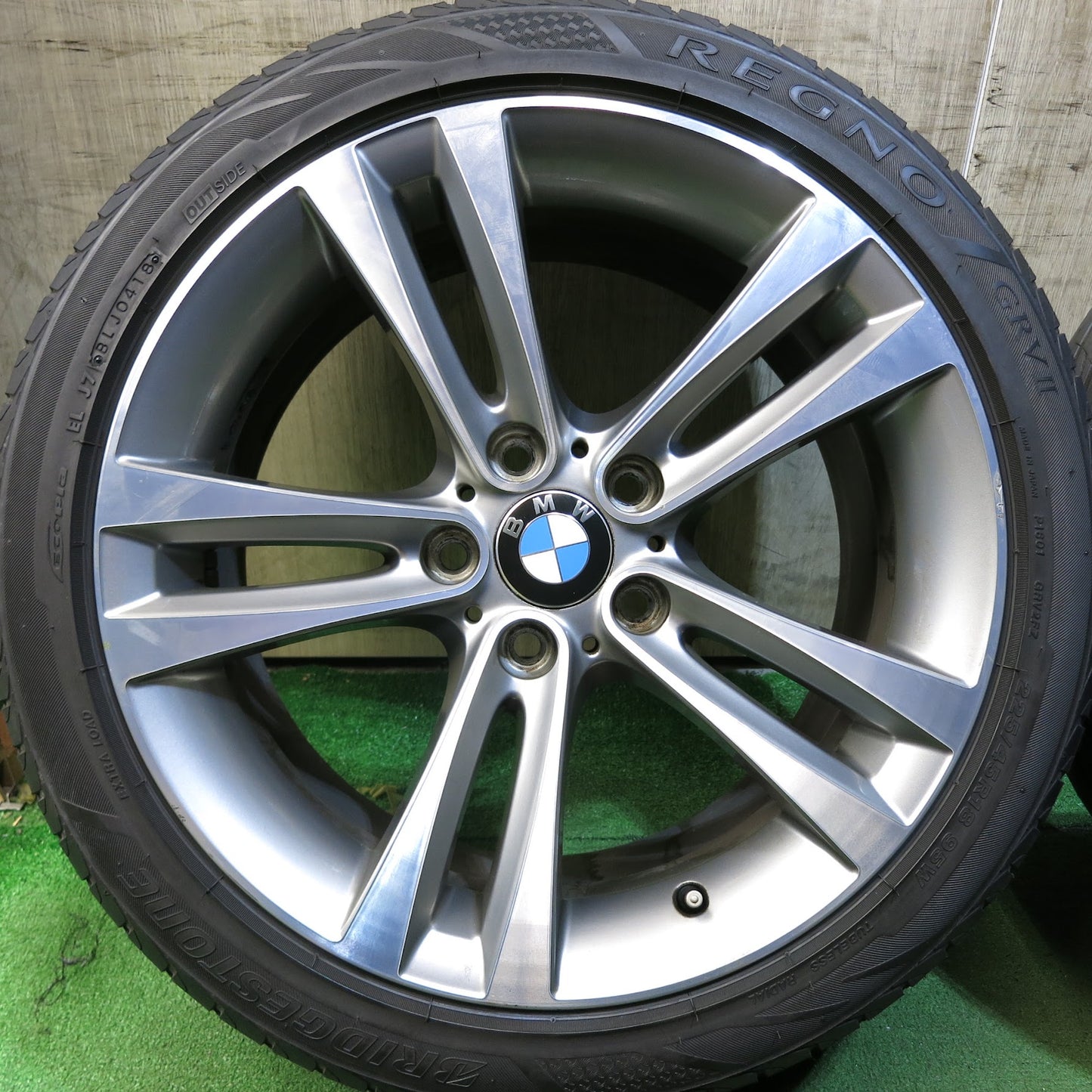 [送料無料]バリ溝！9.5分★BMW 3シリーズ F30 ダブルスポーク 397 純正 225/45R18 ブリヂストン レグノ GRV2 18インチ PCD120/5H★3032102Hノ