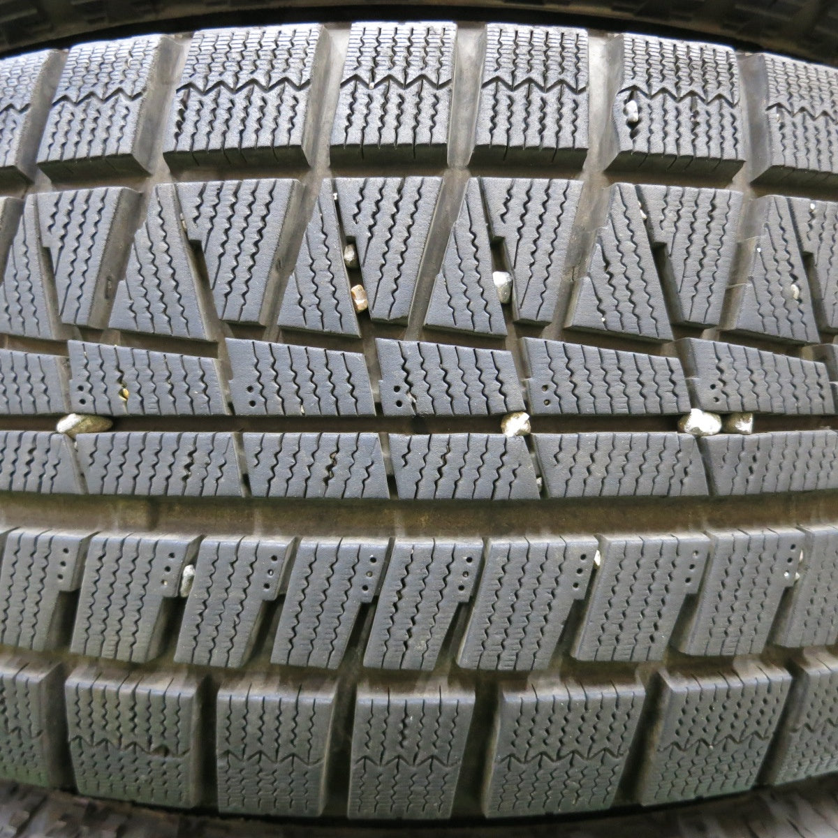 *送料無料* バリ溝！20年！9.5分以上★スタッドレス 225/55R17 ブリヂストン アイスパートナー2 タイヤ 17インチ フォレスター インプレッサ XV等★4030806イスタ