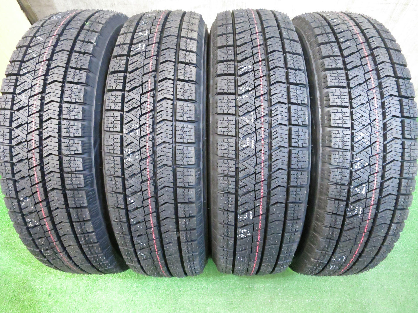 [送料無料]未使用！22年★スタッドレス 155/65R14 ブリヂストン ブリザック VRX2 ZAMIK TITO 社外 アルミ 14インチ PCD100/4H★2122106Hス