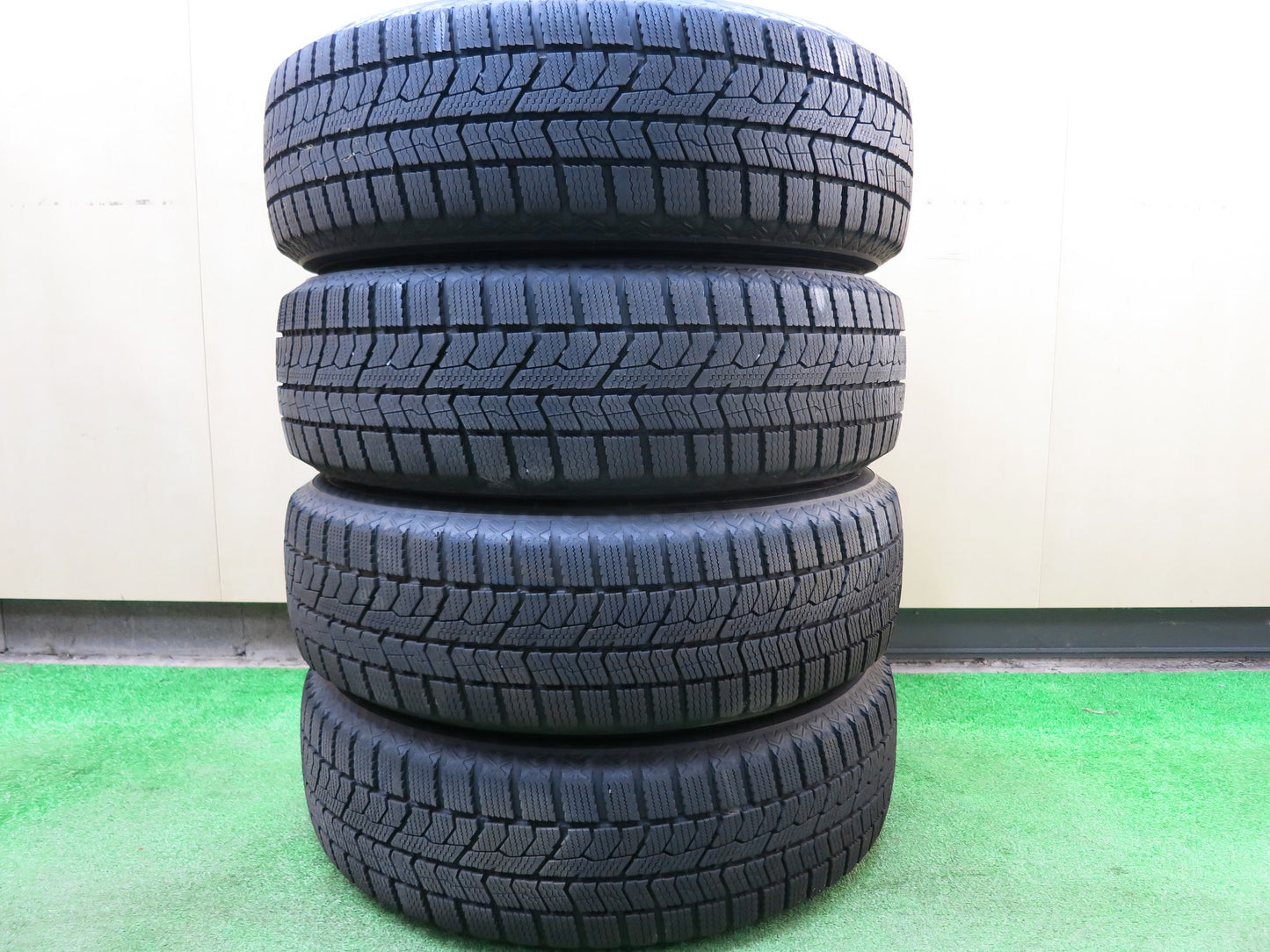 [送料無料]バリ溝！21年！ほぼ10分★スタッドレス 175/65R15 トーヨー オブザーブ GIZ2 Espider 社外 アルミ 15インチ PCD100/4H★3012107ヒス