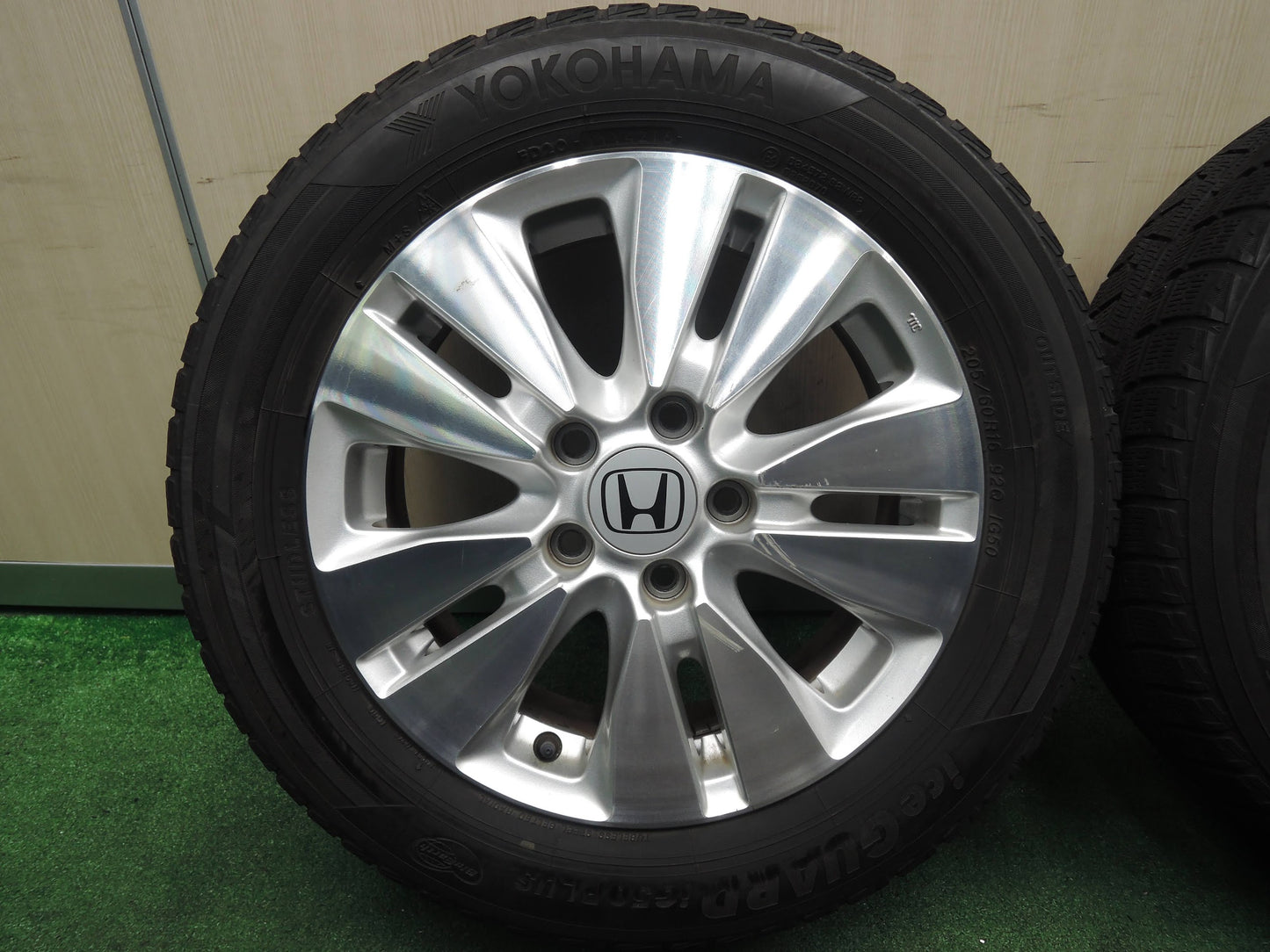 [送料無料]4本価格★ホンダ ステップワゴン 純正 205/60R16 スタッドレス ヨコハマ アイスガード iG50 プラス 16インチ PCD114.3/5H★3111203HAス