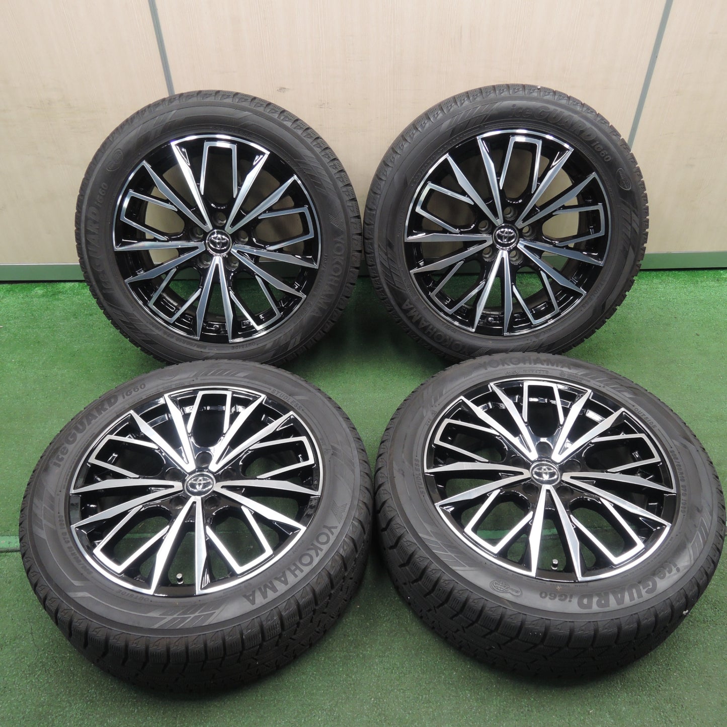 *送料無料*バリ溝！キレイ！9.5分★Lehrmeister L-F FIRST 235/50R18 スタッドレス ヨコハマ アイスガード iG60 レアマイスター PCD114.3/5H★4020701TNス