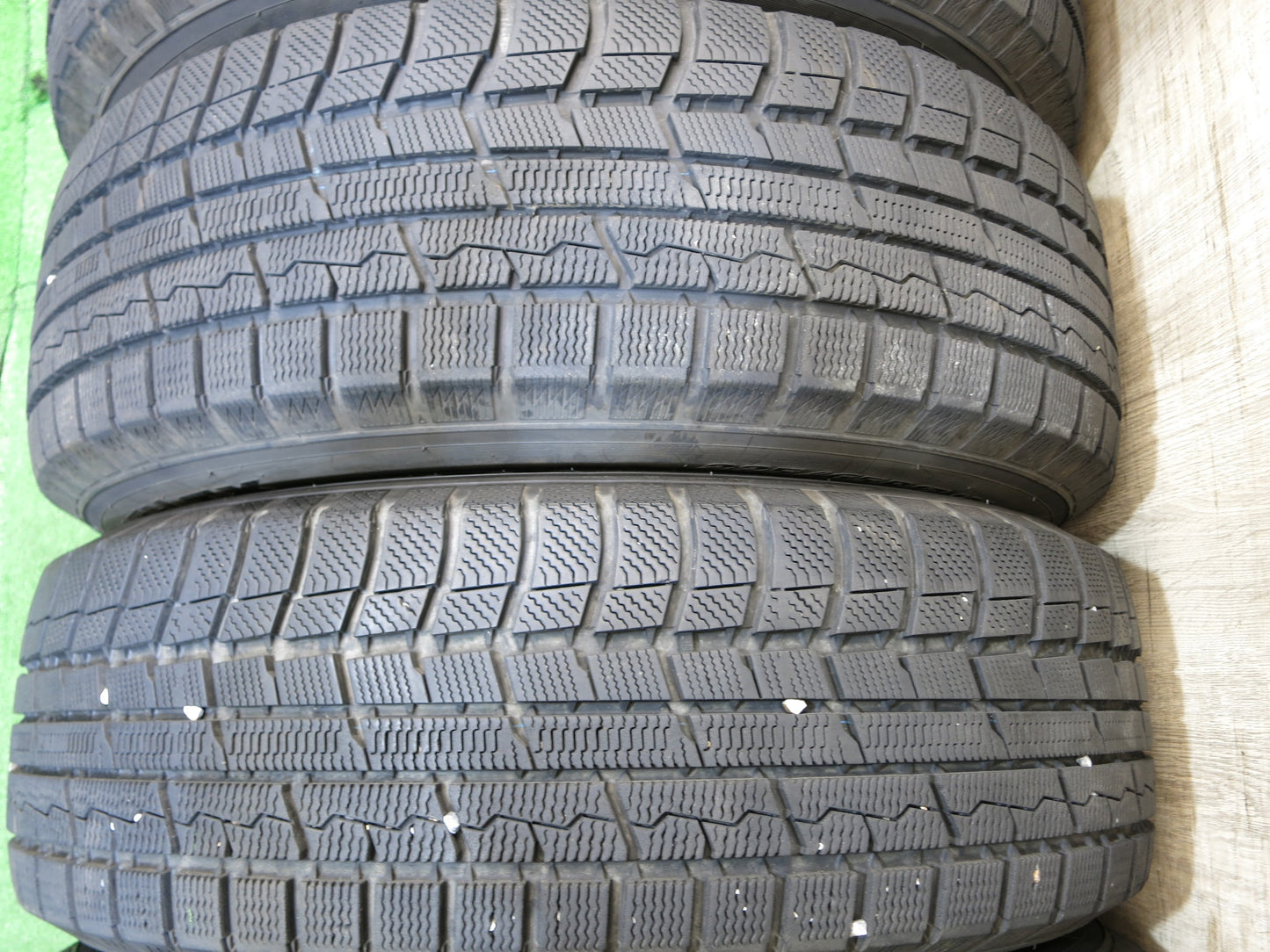 [送料無料]バリ溝！キレイ！9.5分★スタッドレス 225/65R17 トーヨー ウインター トランパス TX WAREN HOT STUFF ヴァーレン 17インチ PCD114.3/5H★2092310Hス