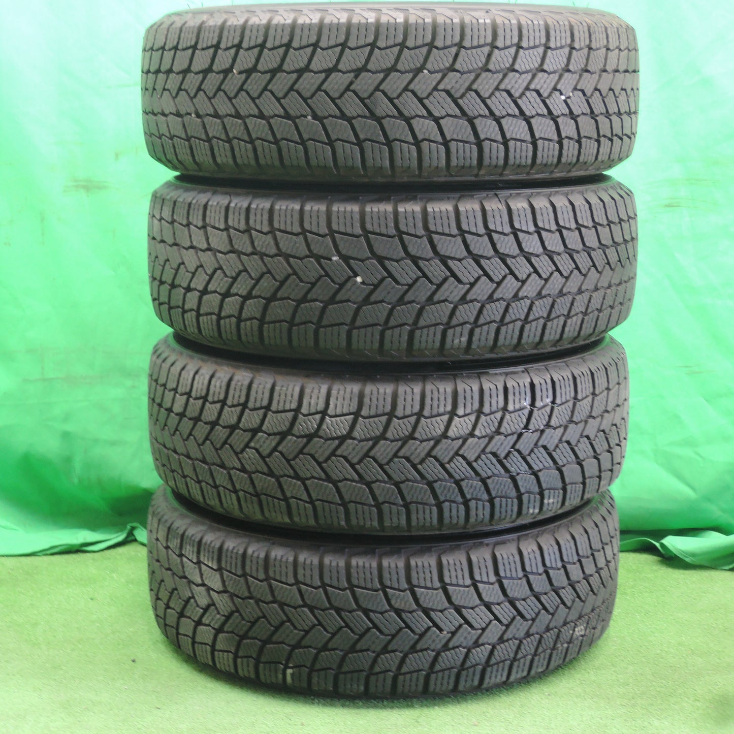 *送料無料*超バリ溝！21年！ほぼ10分★スタッドレス 195/65R15 ミシュラン X-ICE SNOW Humanline ヒューマンライン 15インチ PCD114.3/5H★3101502HDス