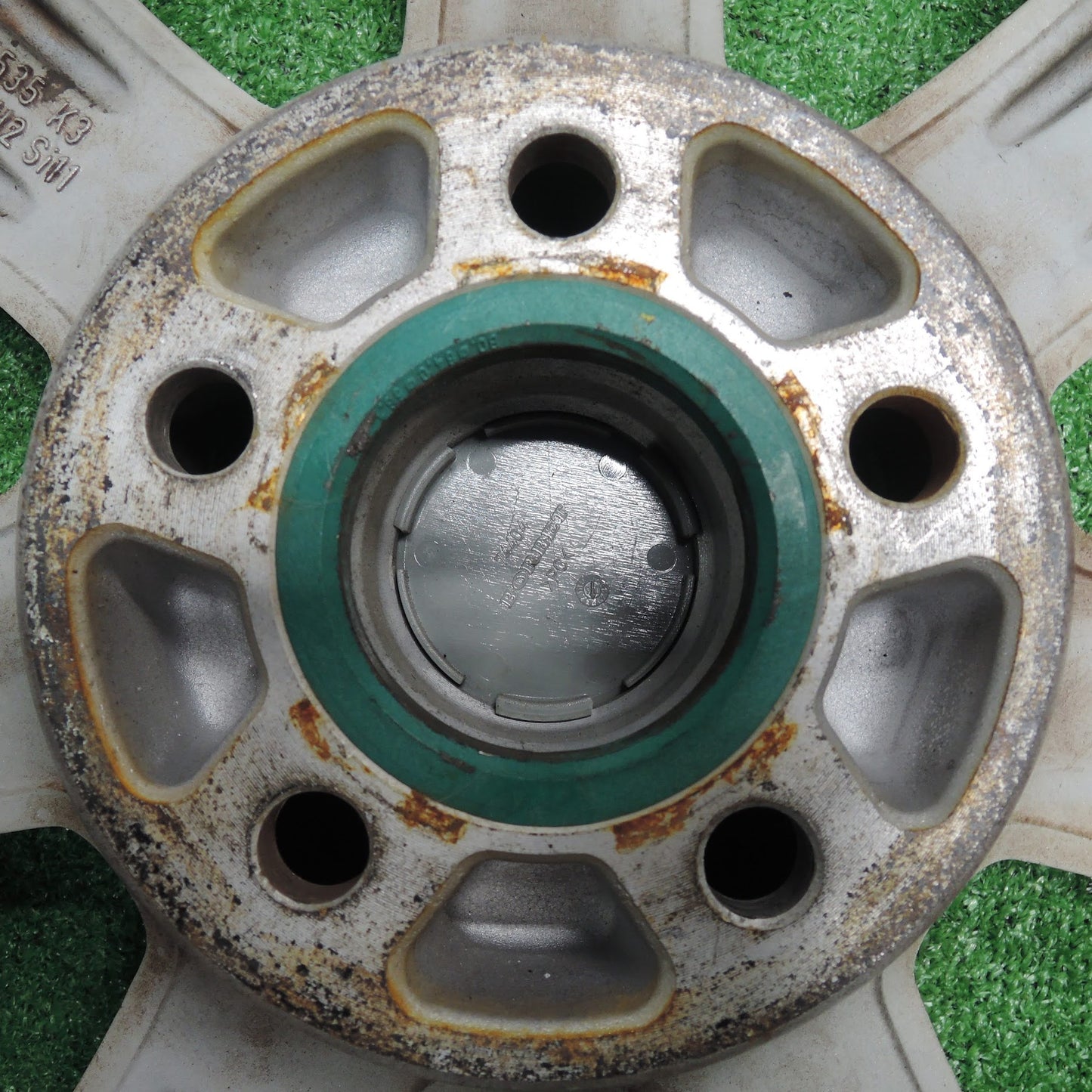 [送料無料]バリ溝！8.5分★スタッドレス BORBET 195/65R15 トーヨー ガリット G5 ボルベット 15インチ PCD100/5H★3072406IHス