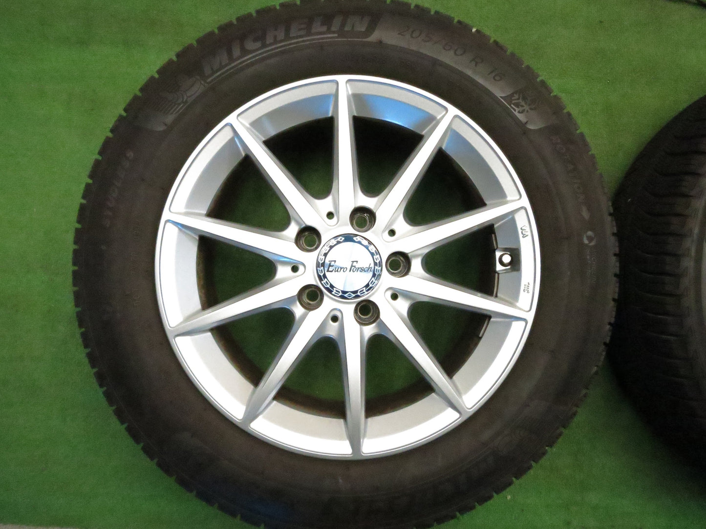 [送料無料]バリ溝！19年！綺麗！ほぼ10分★ベンツ等 ユーロフォルシュ 205/60R16 スタッドレス ミシュラン X-ICE3+ Euro Forsch 16インチ PCD112/5H★3011003Hス