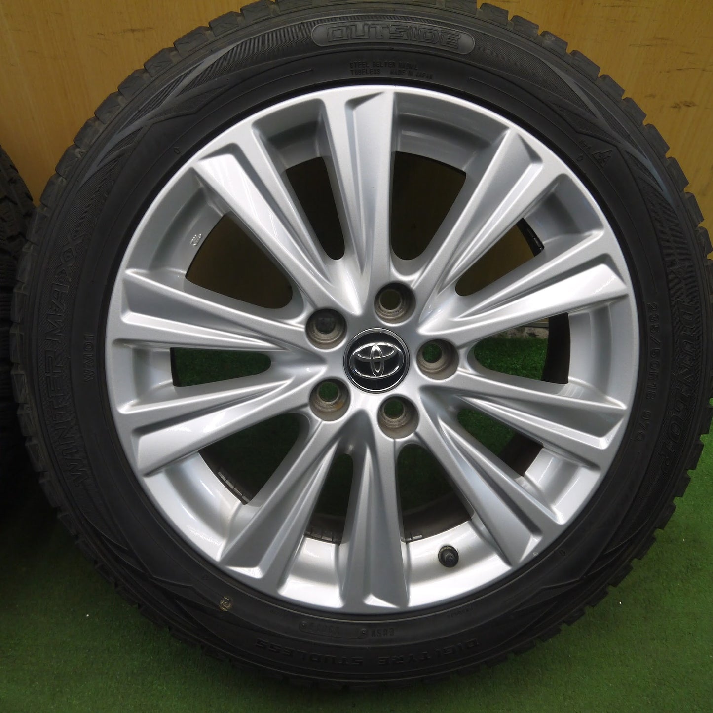 [送料無料]キレイ★トヨタ 30系 アルファード ヴェルファイア 純正 235/50R18 スタッドレス ダンロップ ウインターマックス WM01 PCD114.3/5H★3051205アス
