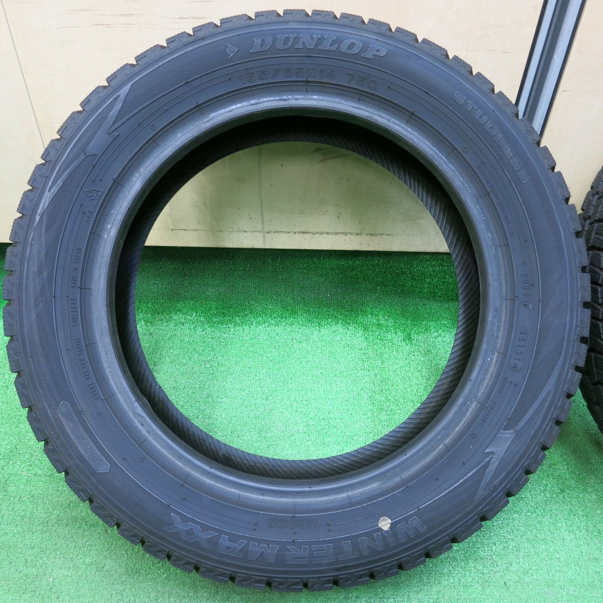 *送料無料*バリ溝！21年！ほぼ10分★スタッドレス 155/65R14 ダンロップ ウインターマックス WM02 タイヤ 14インチ タント ムーヴ スペーシア等★4013102イスタ