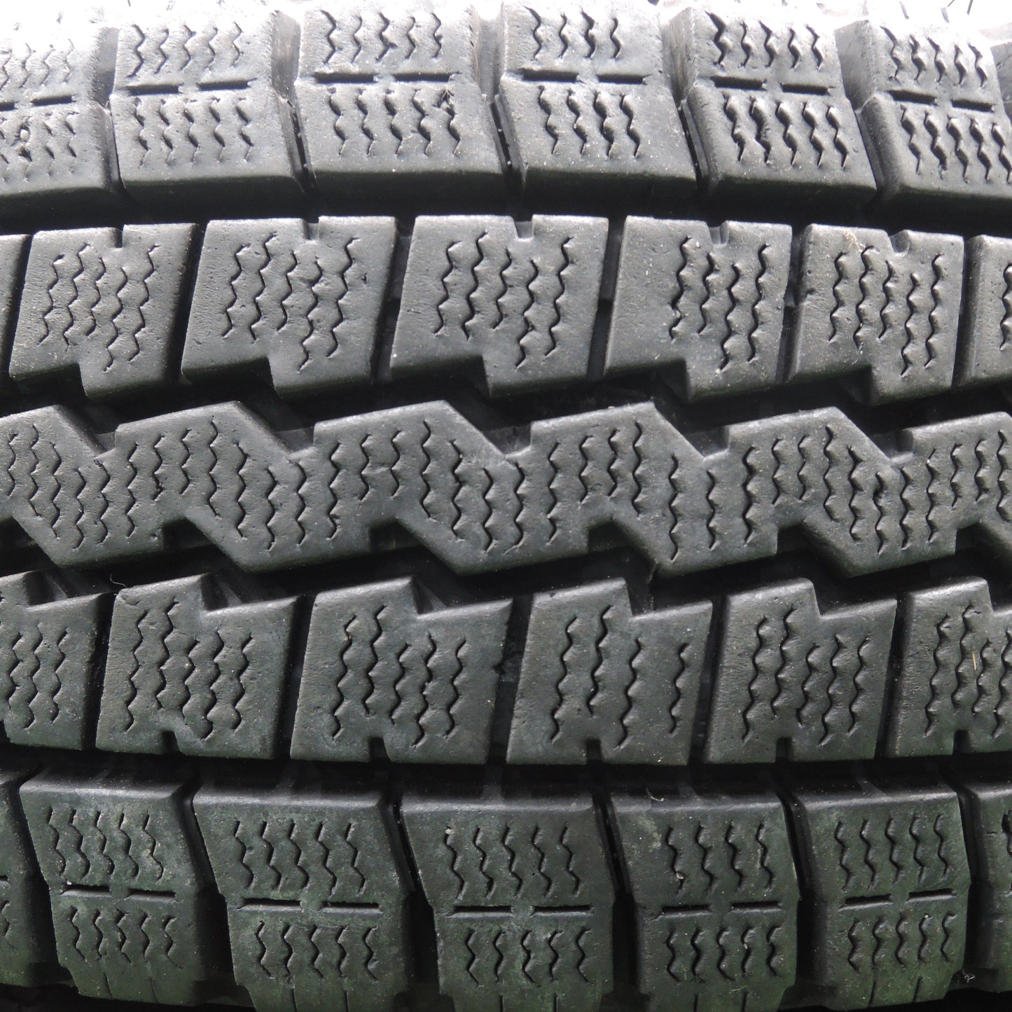 *送料無料*バリ溝！9.5分★スタッドレス 175/75R15 103/101L ダンロップ ウインターマックス LT03 社外 アルミ 15インチ PCD139.7/6H★3120220HAス