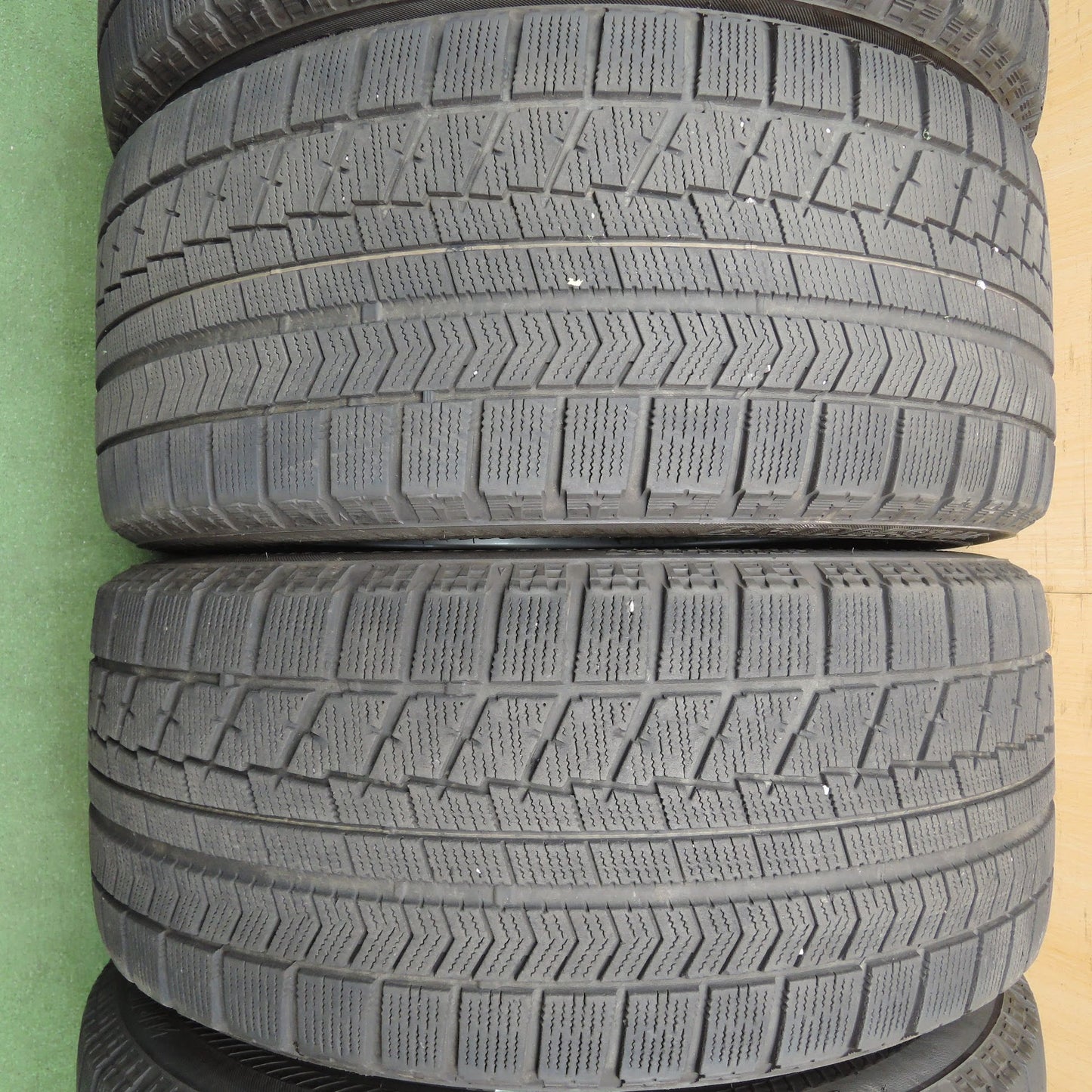 [送料無料]キレイ★ベンツ アウディ 等 AGA 245/50R18 スタッドレス ブリヂストン ブリザック RFT 18インチ PCD112/5H★3092204クス