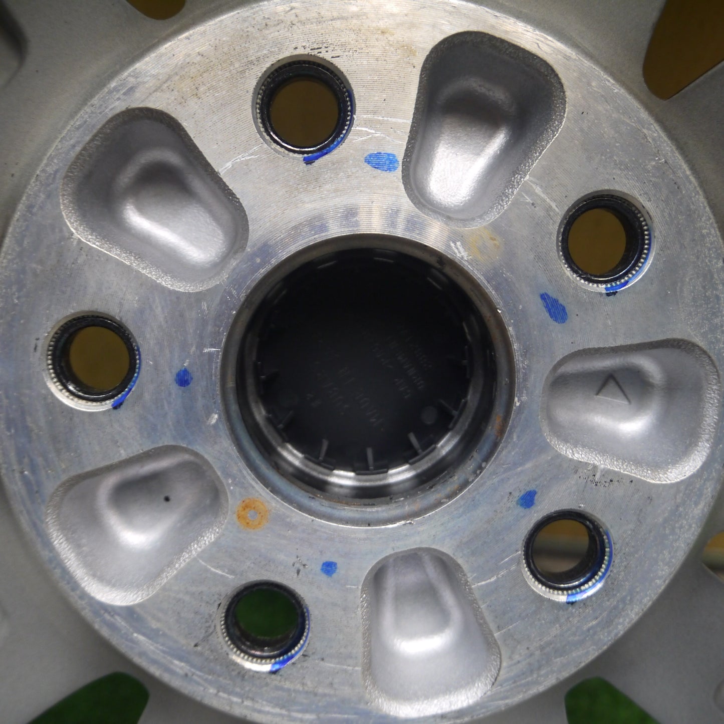 *送料無料*キレイ★スバル B4 レガシィ 純正 ホイール 18インチ 18×7.5J PCD114.3/5H★3112904Hホ