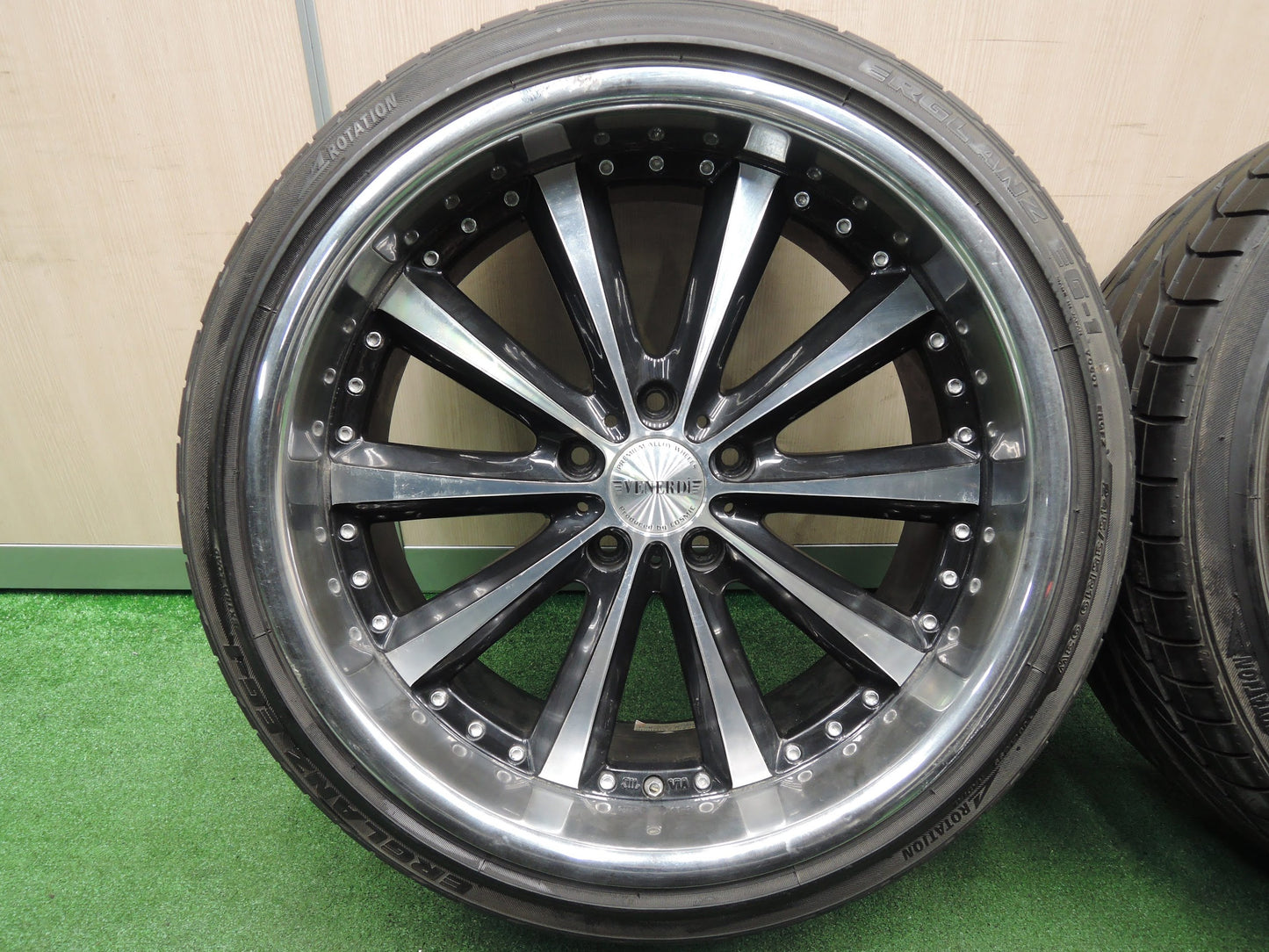 [送料無料]バリ溝！8.5分★215/35R19 245/35R19 VENERDi COSMIC トライアングル TR968 ブリヂストン ERGLANZ EG-1 ヴェネルディ PCD114.3/5H★3112510HAノ
