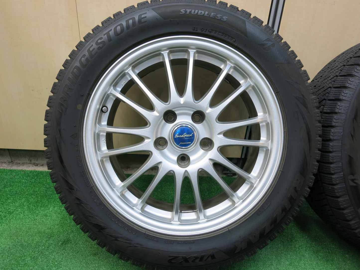 [送料無料]バリ溝！9分★スタッドレス 235/50R17 ブリヂストン ブリザック VRX2 EuroSpeed MANARAY SPORT ユーロスピード 17インチ PCD114.3/5H★3012803ヒス