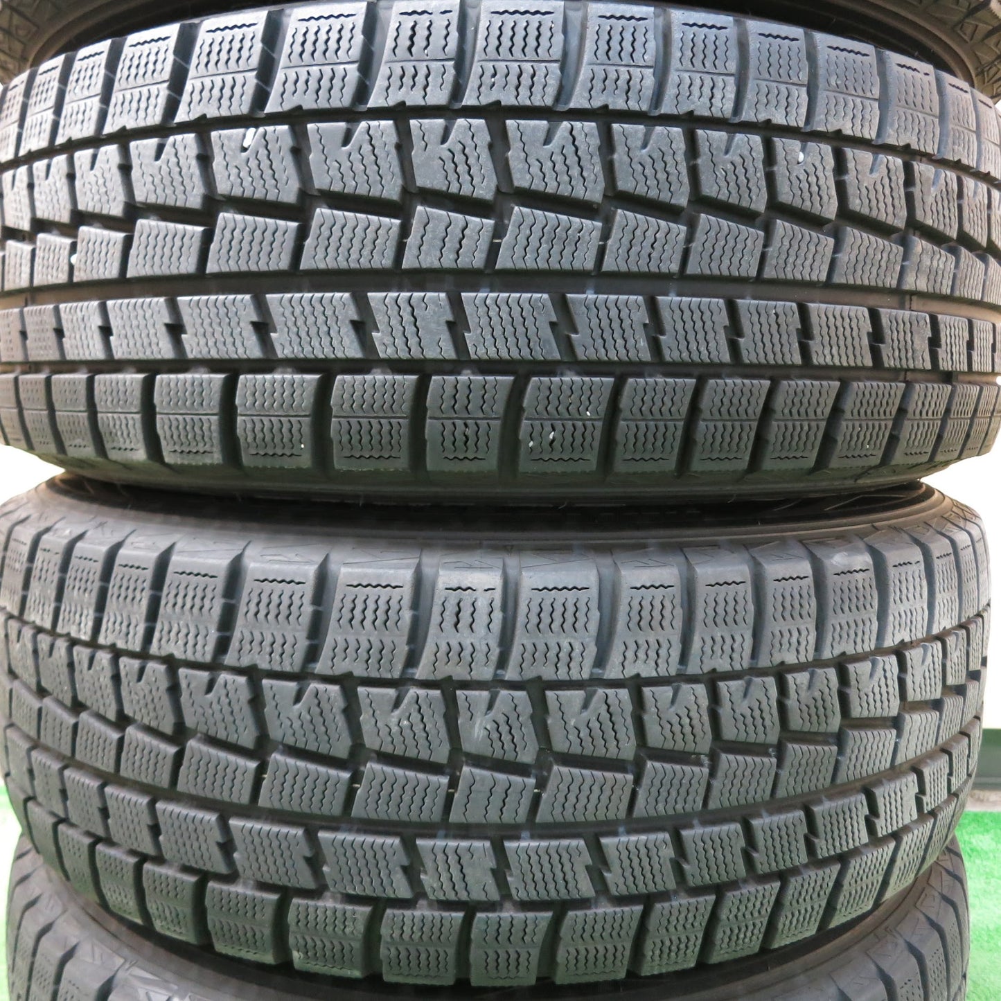 [送料無料]バリ溝！キレイ！9.5分★スタッドレス 205/60R16 ダンロップ ウインターマックス WM01 LCZ 社外 アルミ 16インチ PCD114.3/5H★3072801ヒス