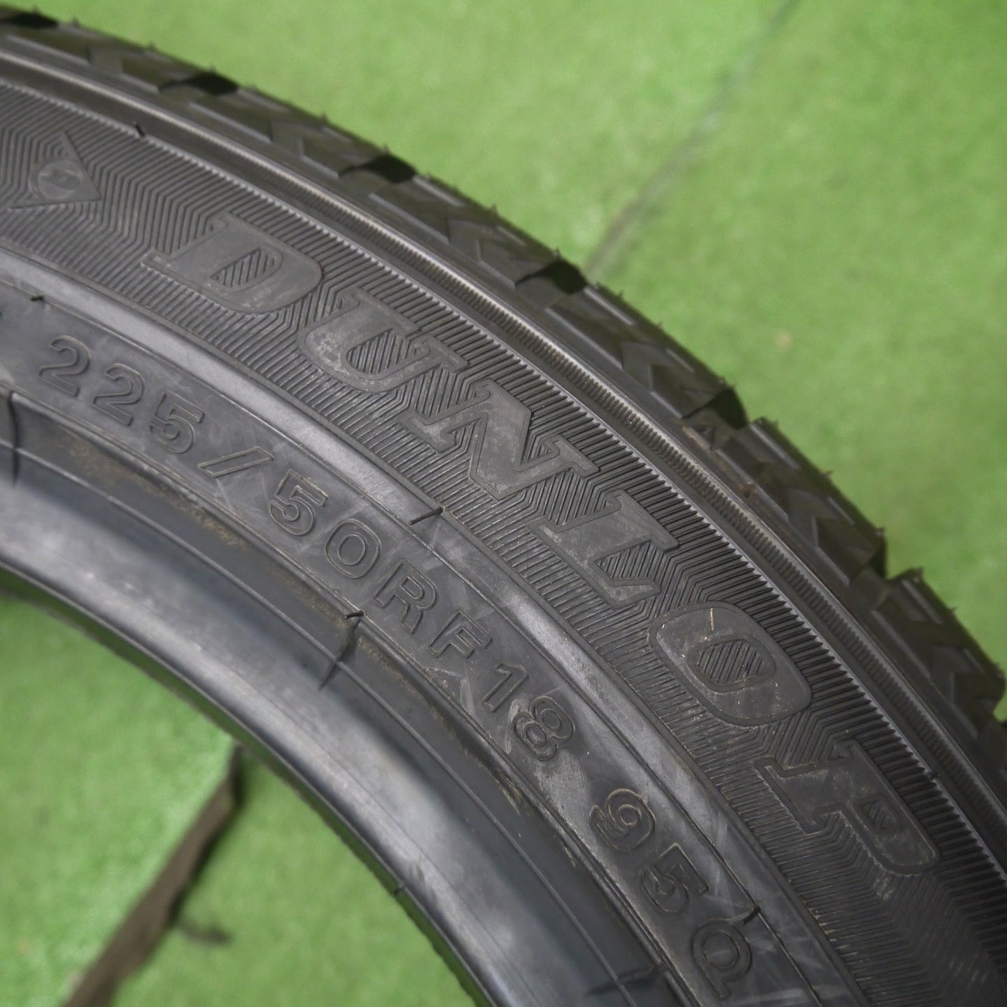 [送料無料]未使用★スタッドレス 225/50R18 ダンロップ ウインターマックス WM02 DSST タイヤ 18インチ C-HR エスティマ BMW 等★3040709クスタ