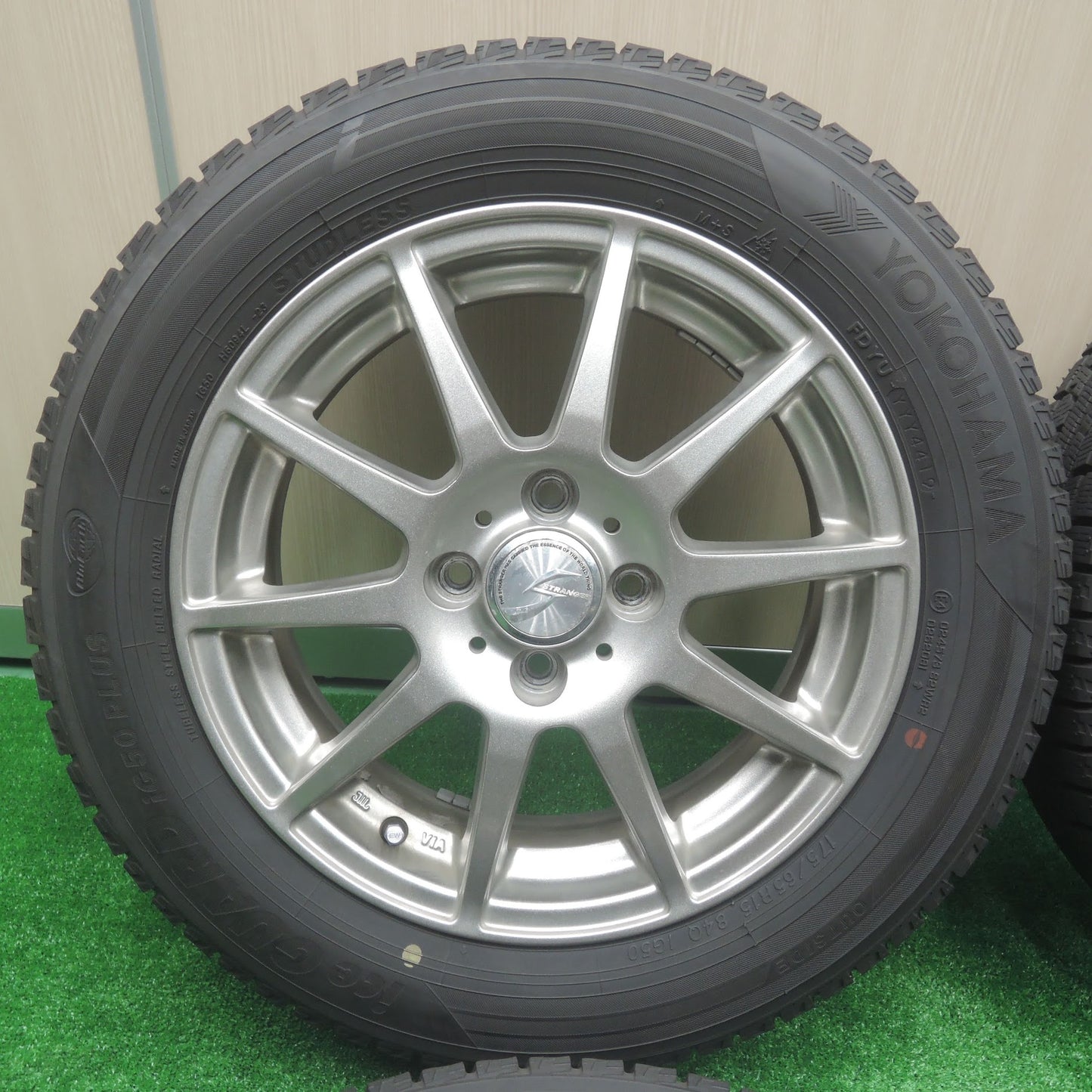 [送料無料]バリ溝！19年！9.5分★スタッドレス 175/65R15 ヨコハマ アイスガード iG50 プラス STRANGER ストレンジャー 15インチ PCD100/4H★3070303SYス