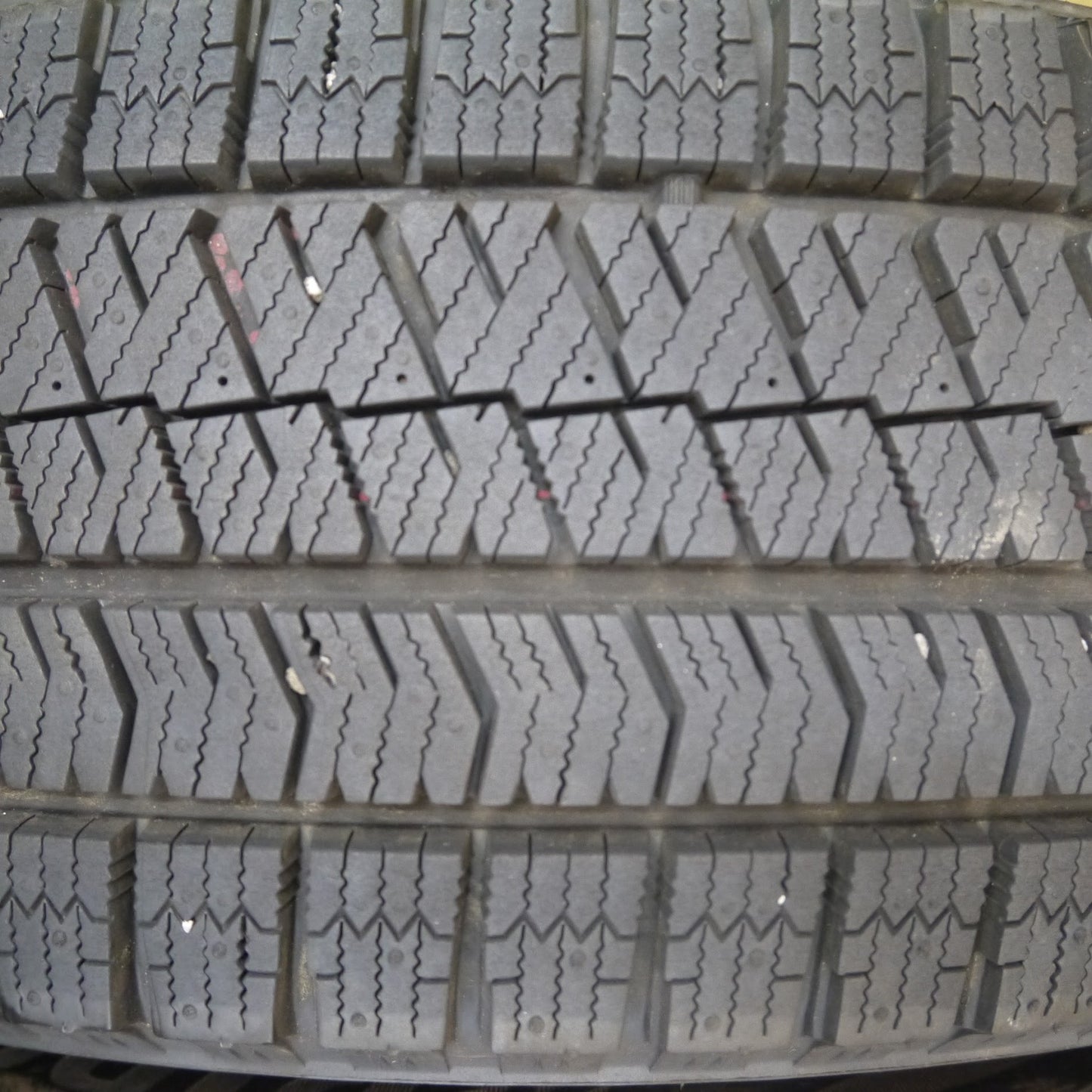 [送料無料]バリ溝！キレイ！ほぼ10分★プリウス 等 195/65R15 スタッドレス ブリヂストン ブリザック VRX2 Euro-S Stream MiD マルカ PCD100/5H★3063007Hス