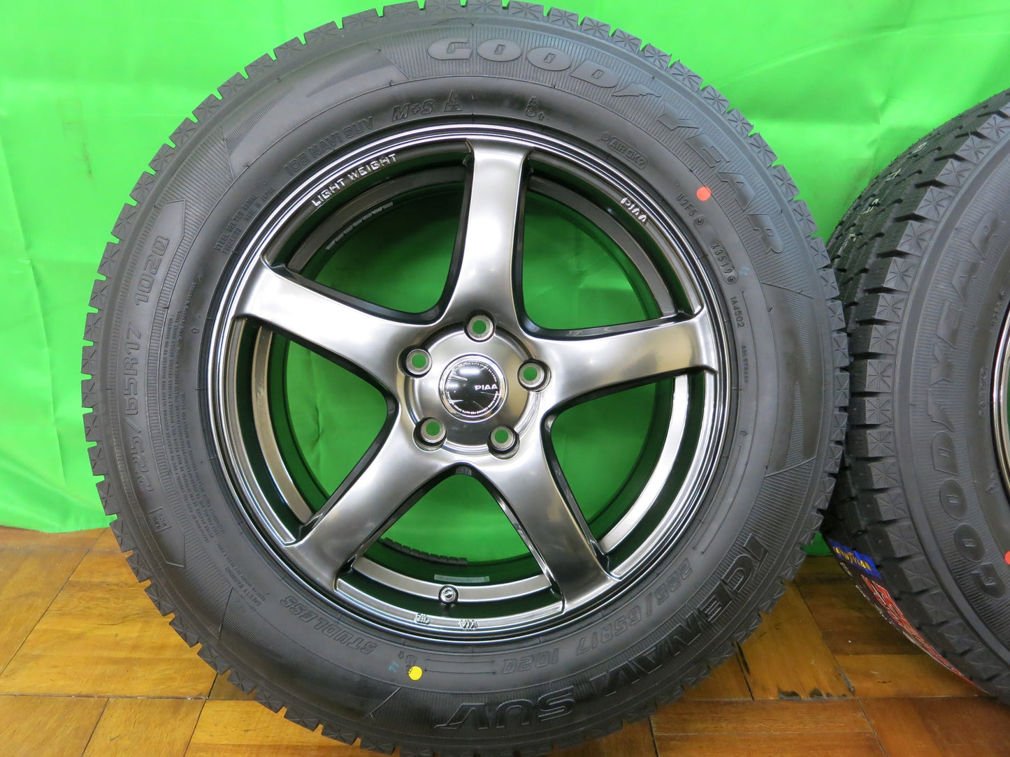 [送料無料]未使用！19年製★スタッドレス 225/65R17 グッドイヤー アイスナビ SUV PIAA Eleganza S-01 エレガンツァ 17インチ PCD114.3/5H★2012404ヒス