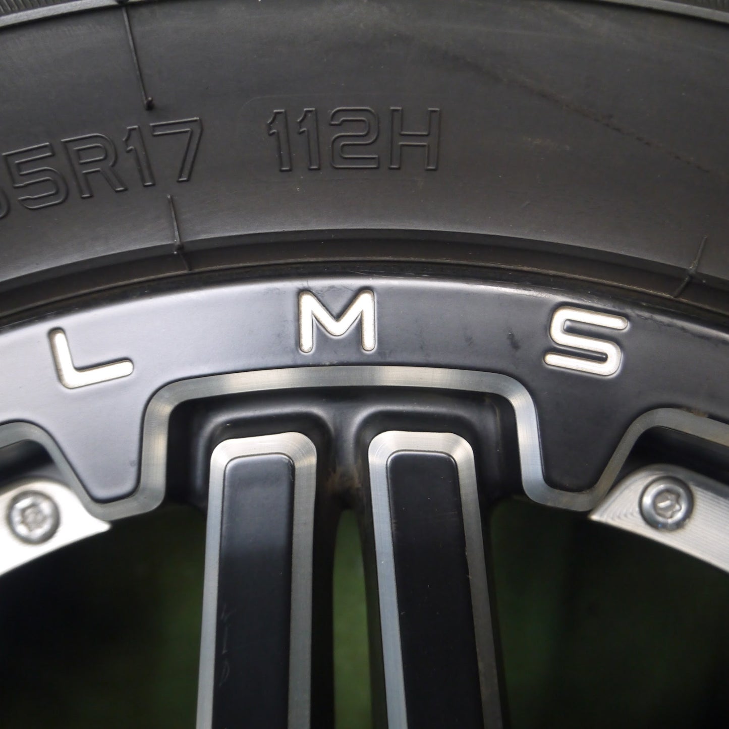 [送料無料]バリ溝！21年！キレイ！9.5分★LEHRMEISTER LMS 265/65R17 ハイフライ VIGOROUS HT601 レアマイスター 17インチ PCD139.7/6H★3100304Hノ