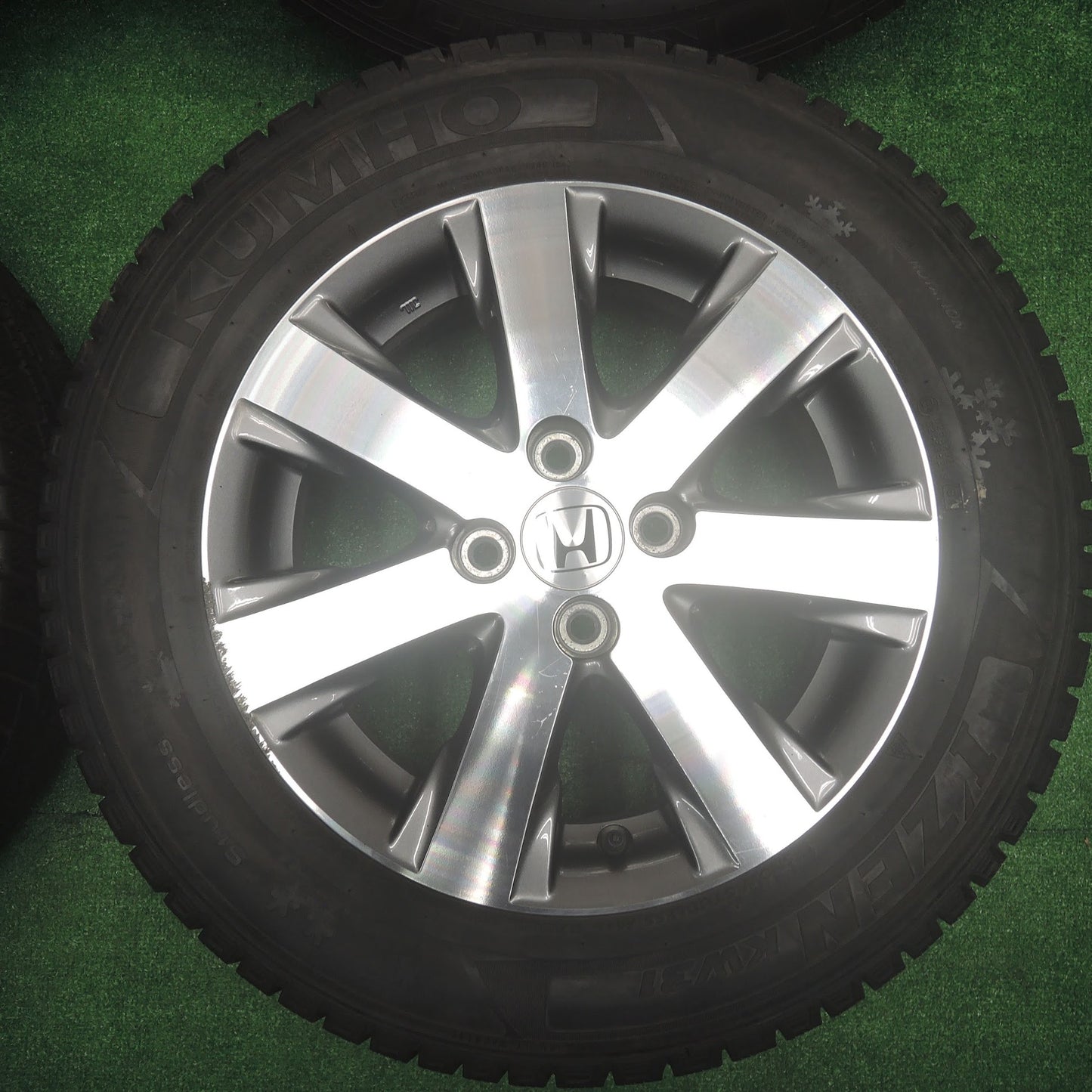 [送料無料]バリ溝！9.5分★ホンダ フリード 純正 185/65R15 スタッドレス クムホ I'ZEN KW31 15インチ PCD100/4H★3081503SYス