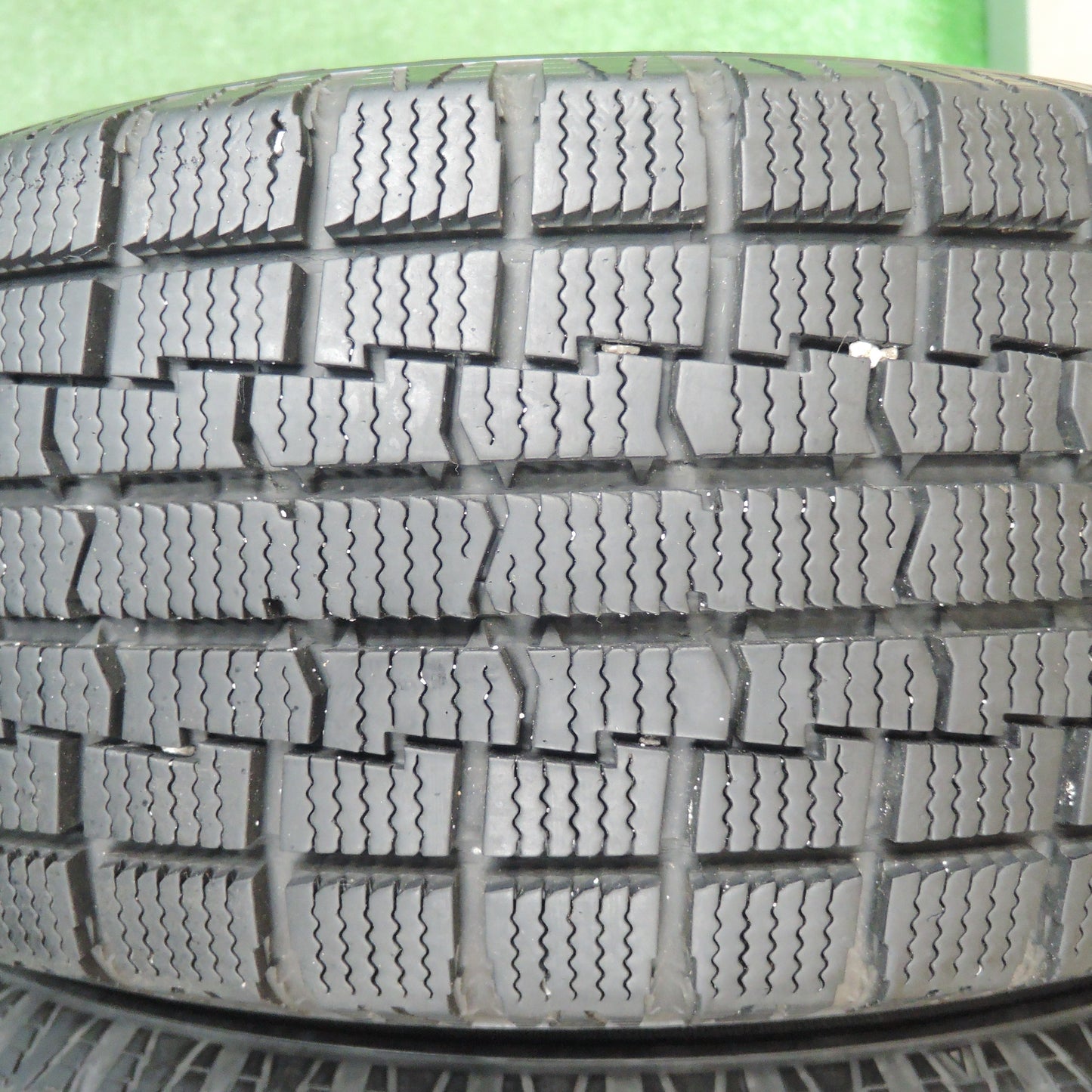 *送料無料*バリ溝！19年！9.5分★スタッドレス 175/65R14 アイスフロンテージ Fang ファング 14インチ PCD100/4H★3120113TNス
