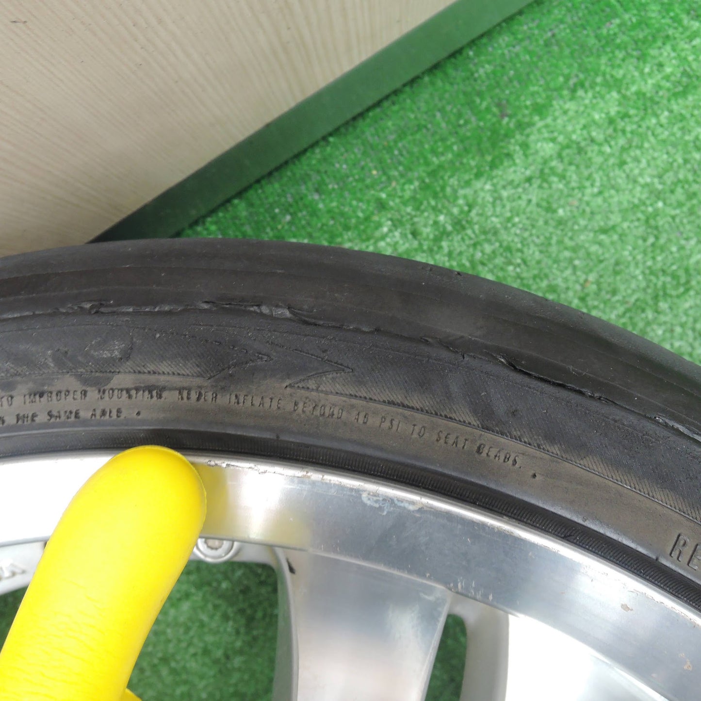 [送料無料]4本価格★Precious 215/40R18 ピンソ タイヤ PS91 グッドイヤー イーグル LS EXE プレシャス 18インチ PCD114.3/5H★3110904SYノ
