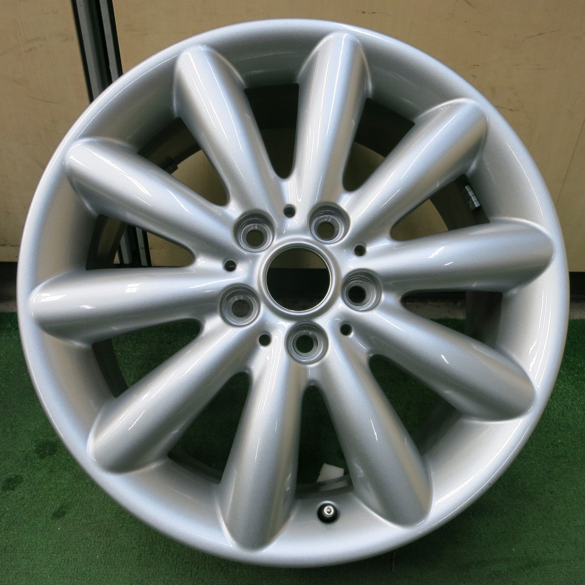 送料無料]美品☆MINI ミニクーパーS コスモススポーク F55 F56 純正