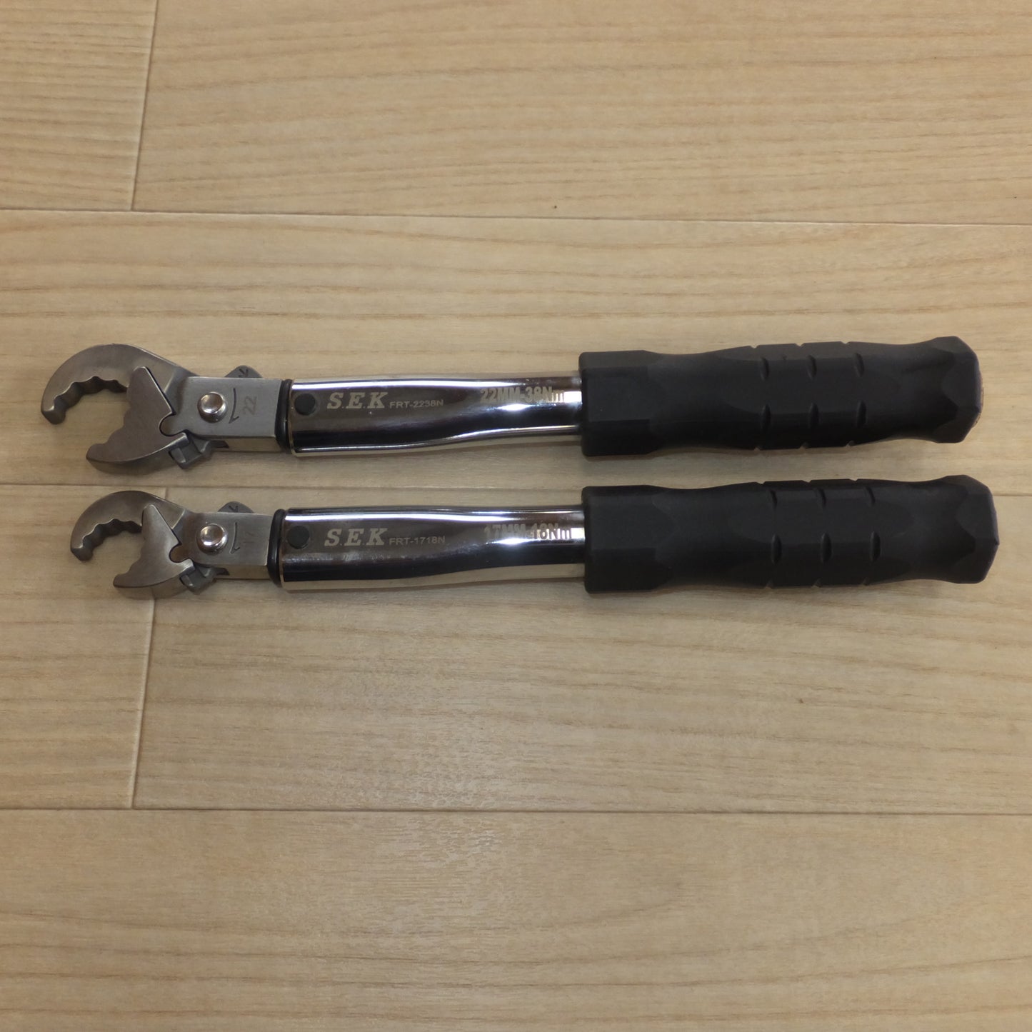 [送料無料] ★スエカゲツール SEK フレアラチェットトルクレンチ FRT-1718N FRT-2238N　17MM-18Nm 22MM-38Nm　セット★