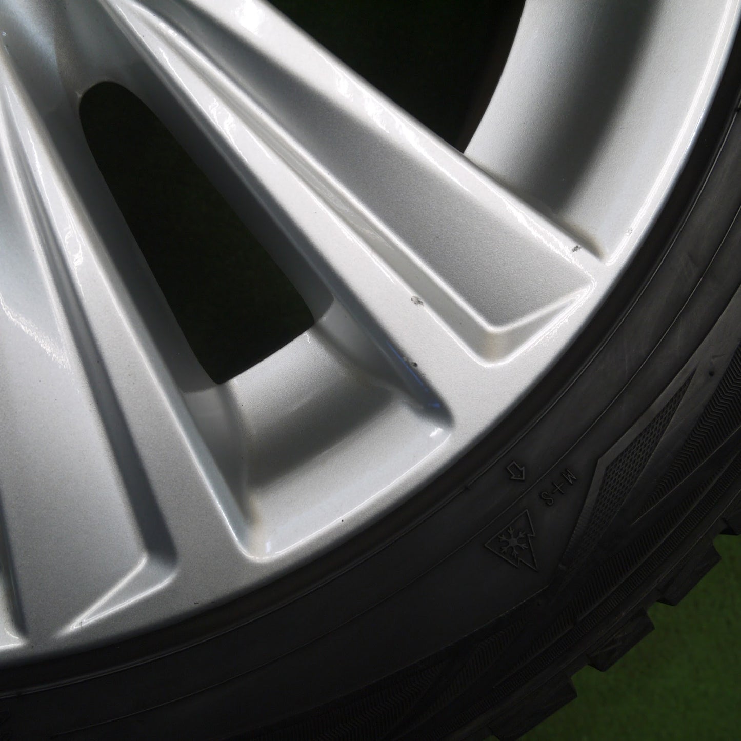 [送料無料]キレイ★トヨタ 30系 アルファード ヴェルファイア 純正 235/50R18 スタッドレス ダンロップ ウインターマックス WM01 PCD114.3/5H★3051205アス