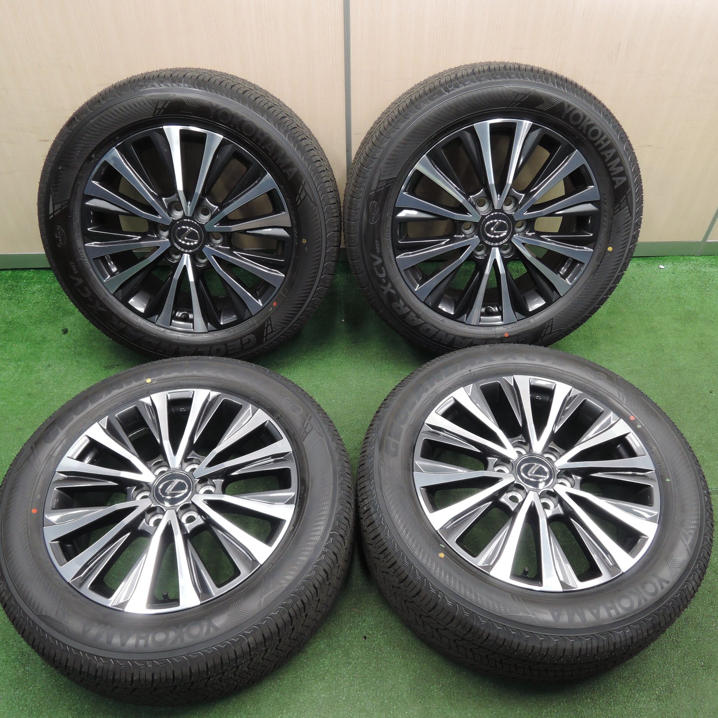 *送料無料*新車外し！23年！センサー付★レクサス LX600 純正 265/55R20 ヨコハマ ジオランダー X-CV G057 PCD139.7/6H★3120801TNノ