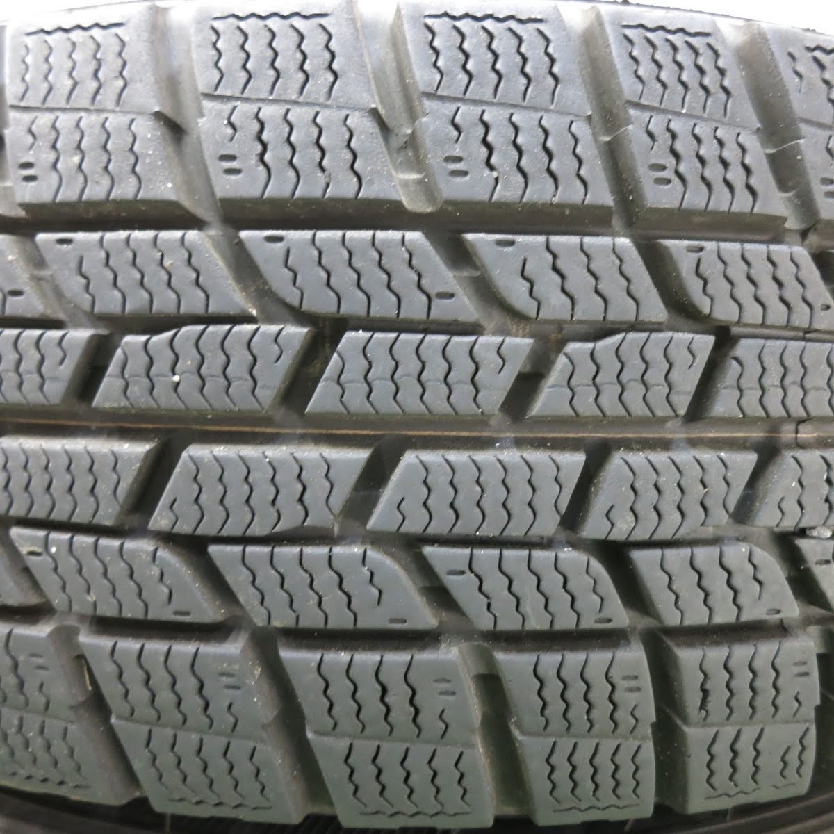 [送料無料]バリ溝！20年！8.5分★スタッドレス 185/70R14 グッドイヤー アイスナビ6 VEILER ヴェイラー 14インチ PCD100/4H★3061705ヒス