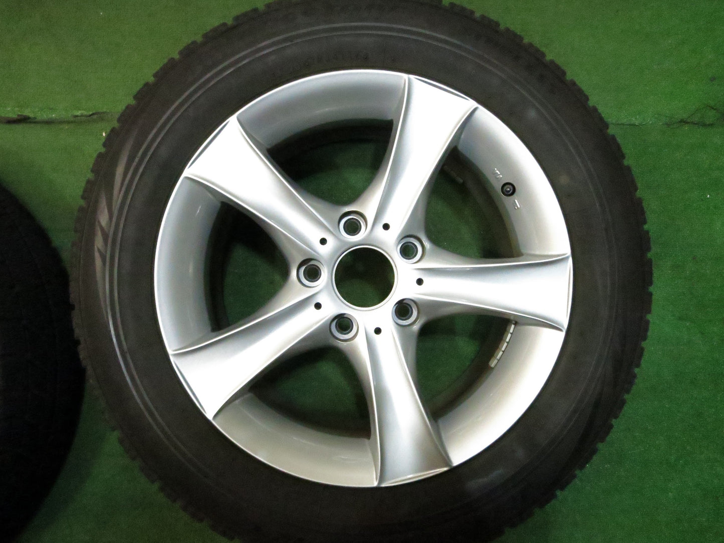 [送料無料]キレイ★BMW 等 205/60R16 スタッドレス AGA TAS ブリヂストン ブリザック VRX 16インチ PCD120/5H★3022405Hス