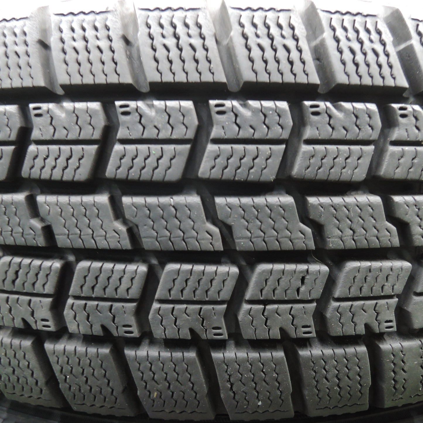 *送料無料* バリ溝！20年！キレイ！9分★トヨタ アクア 純正 スチール 175/65R15 スタッドレス グッドイヤー アイスナビ7 15インチ PCD100/4H★4022506HAス