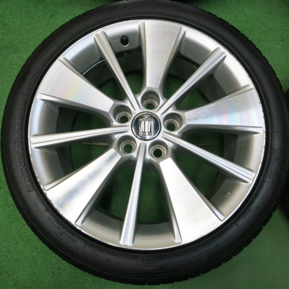 [送料無料]バリ溝！8.5分★トヨタ 200系 クラウン 純正 225/45R18 ジーテックス HP2000 vfm 18インチ PCD114.3/5H★3070101イノ