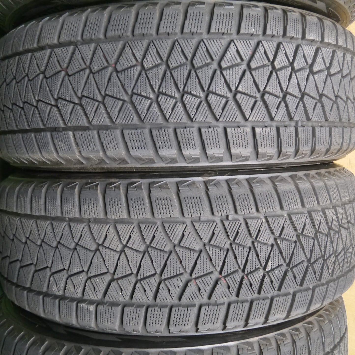 [送料無料]バリ溝！キレイ！8.5分★レクサス 10系 RX Fスポーツ 純正 235/55R19 スタッドレス ブリヂストン ブリザック DM-V2 19インチ PCD114.3/5H★3070704クス